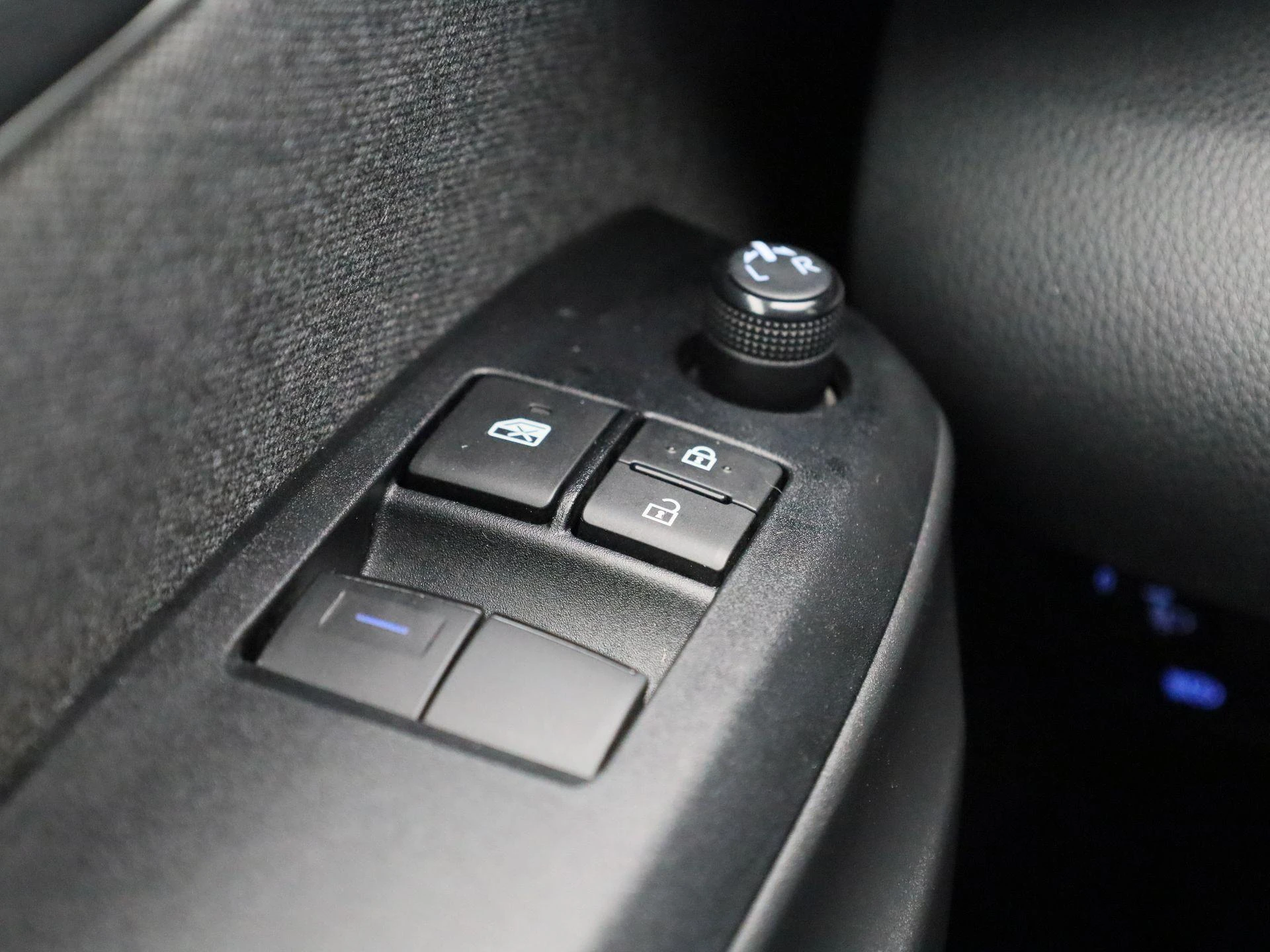Toyota-Yaris-image-27