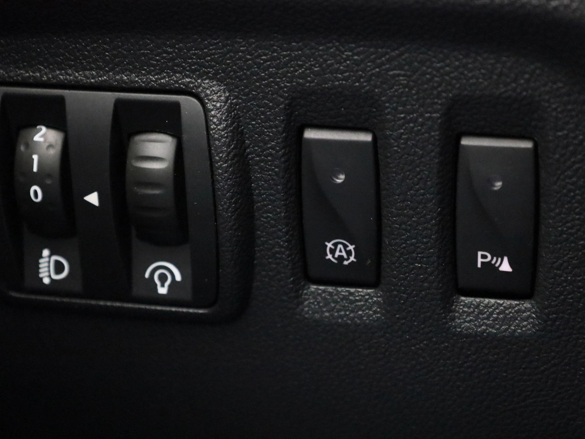 Renault-Captur-image-18