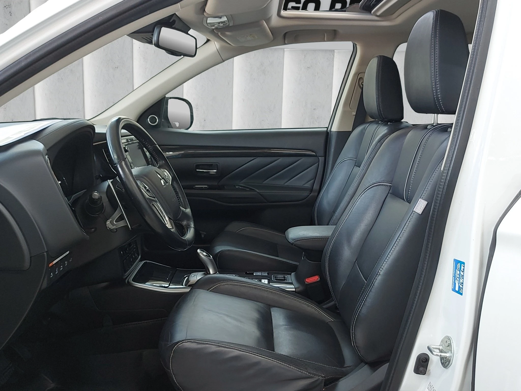 Mitsubishi Outlander 2.0 PHEV Plug-in Hybrid Plus 4WD
