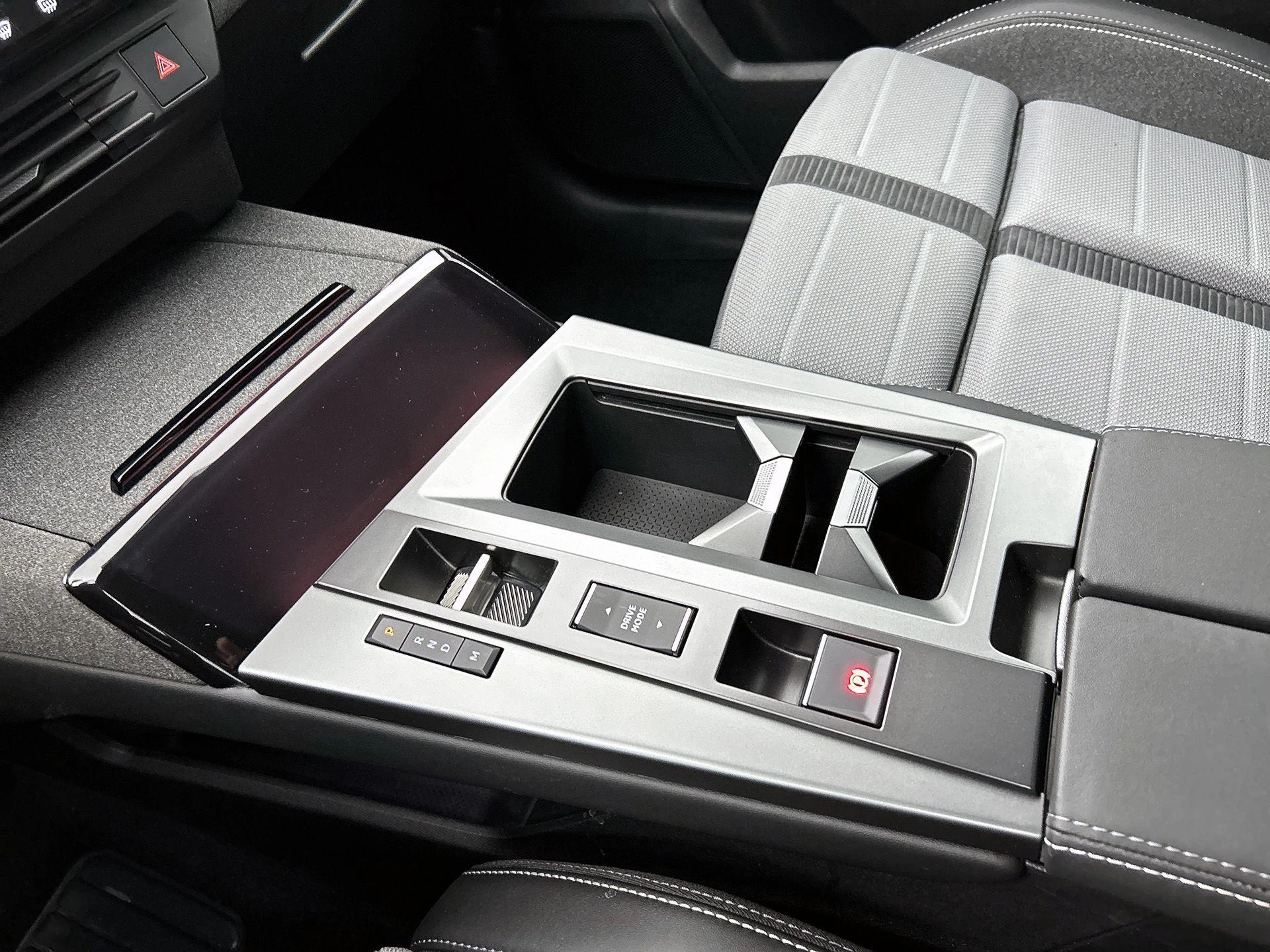 Opel-Grandland-image-31