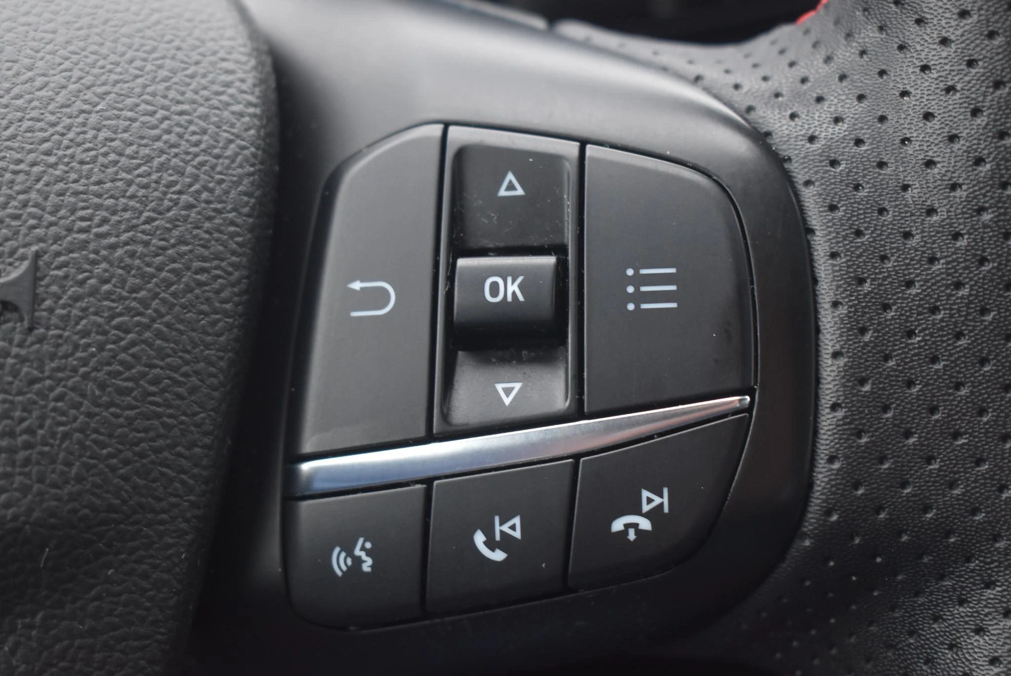 Ford-Kuga-image-18