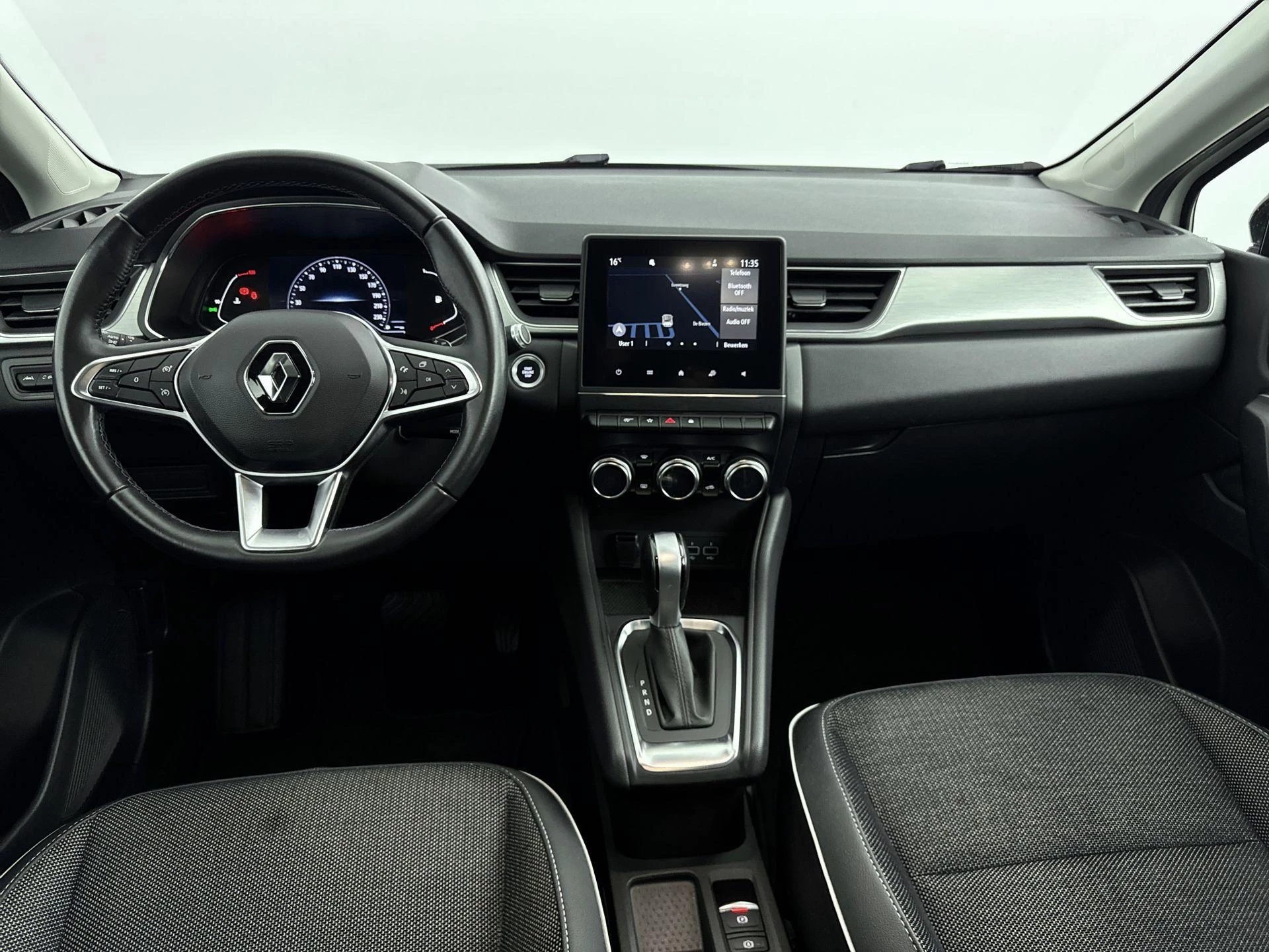 Renault-Captur-image-9