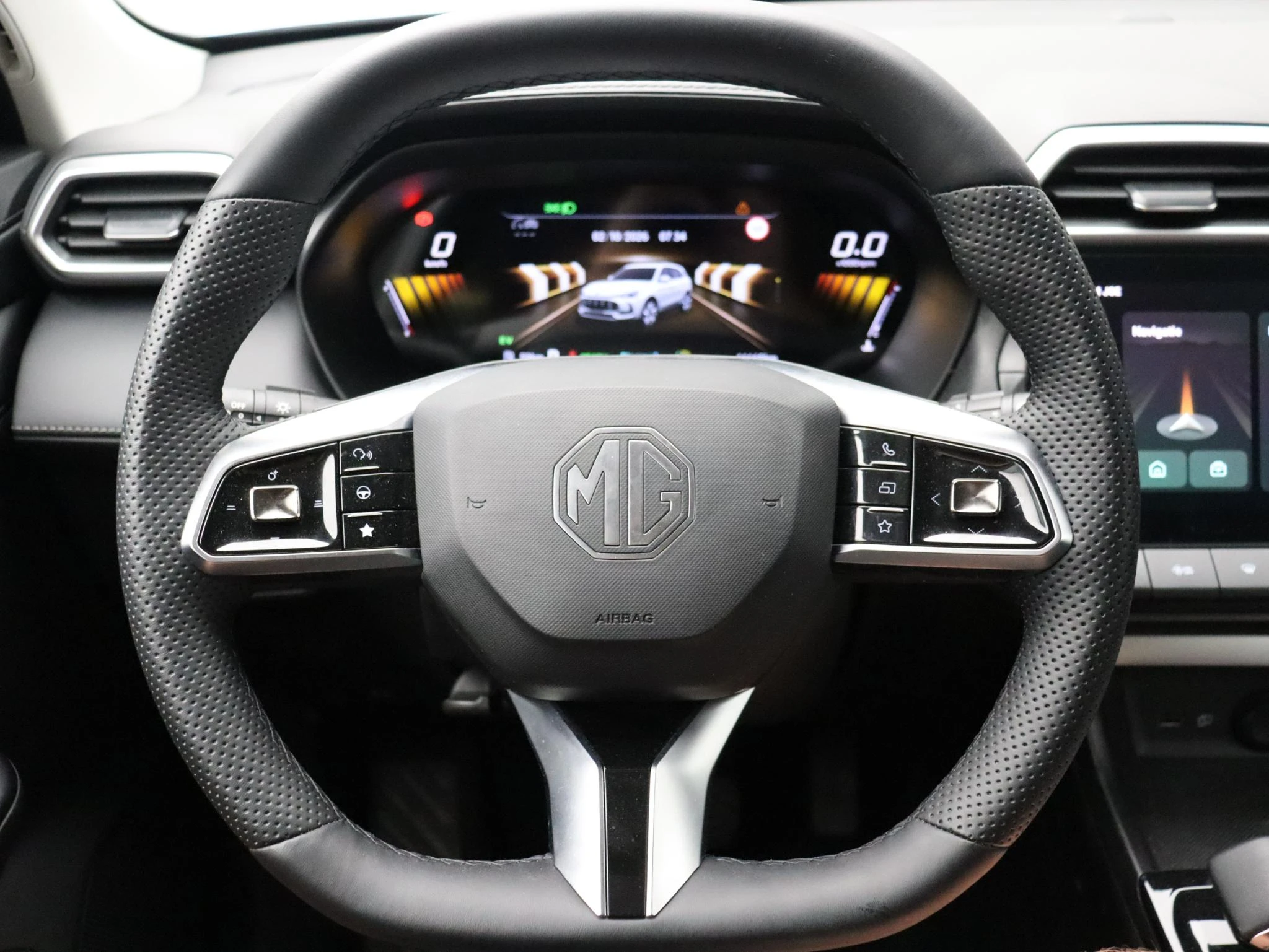 MG-ZS-image-14