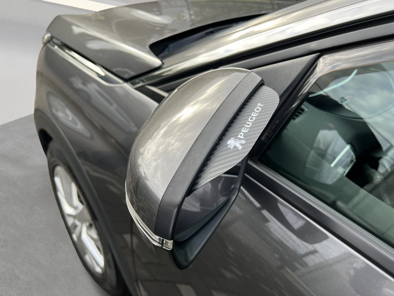 Peugeot-5008-image-19