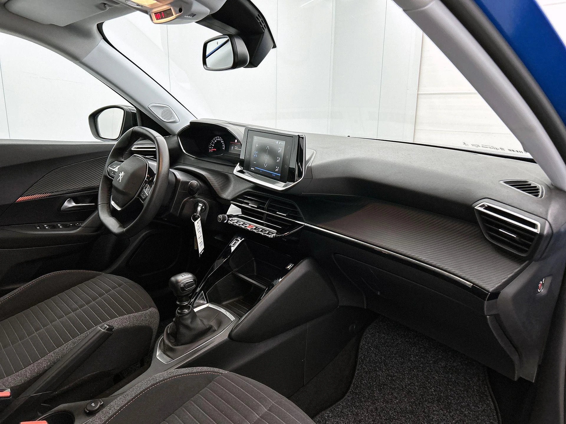 Peugeot-2008-image-16