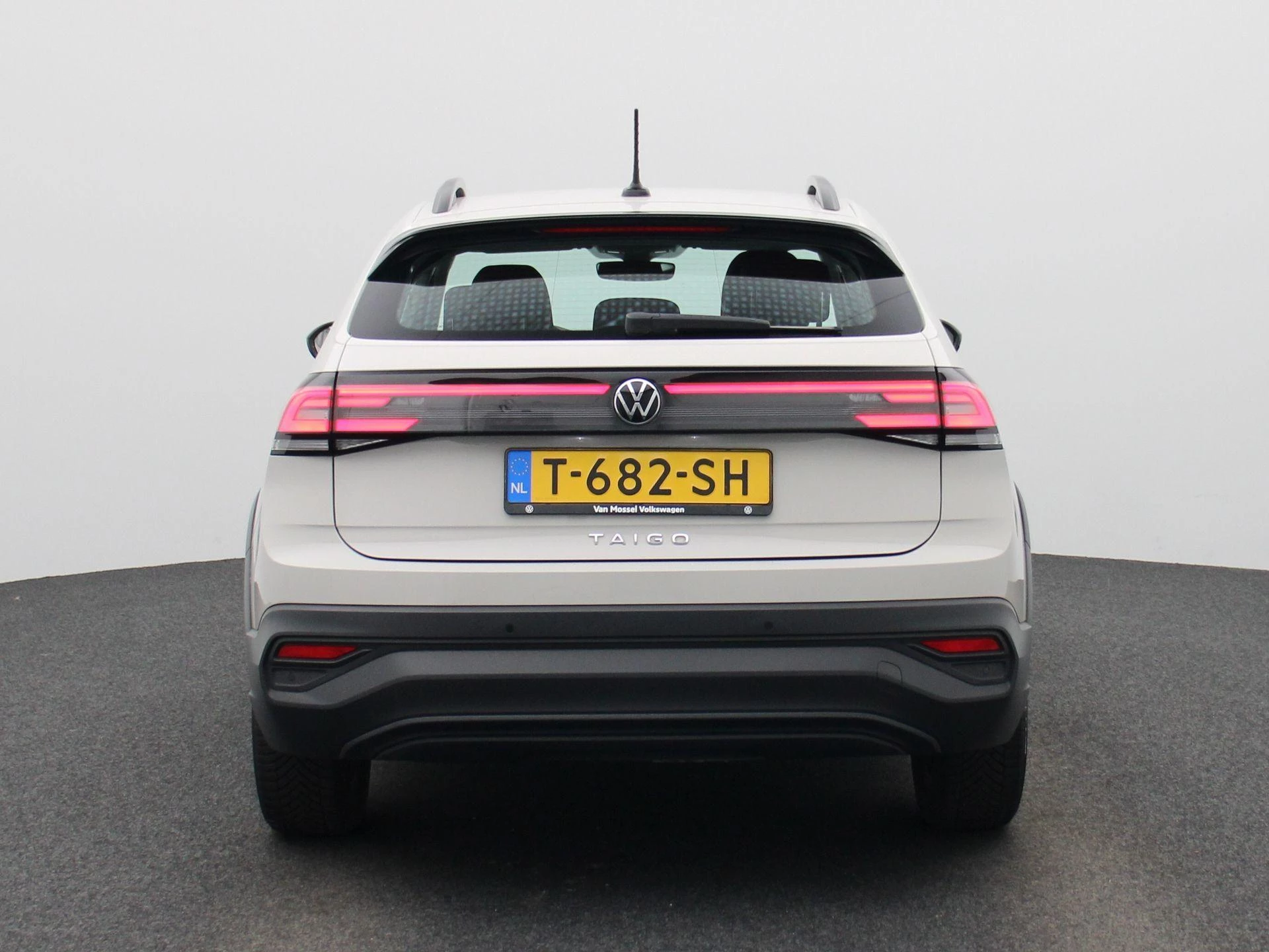 Volkswagen-Taigo-image-4