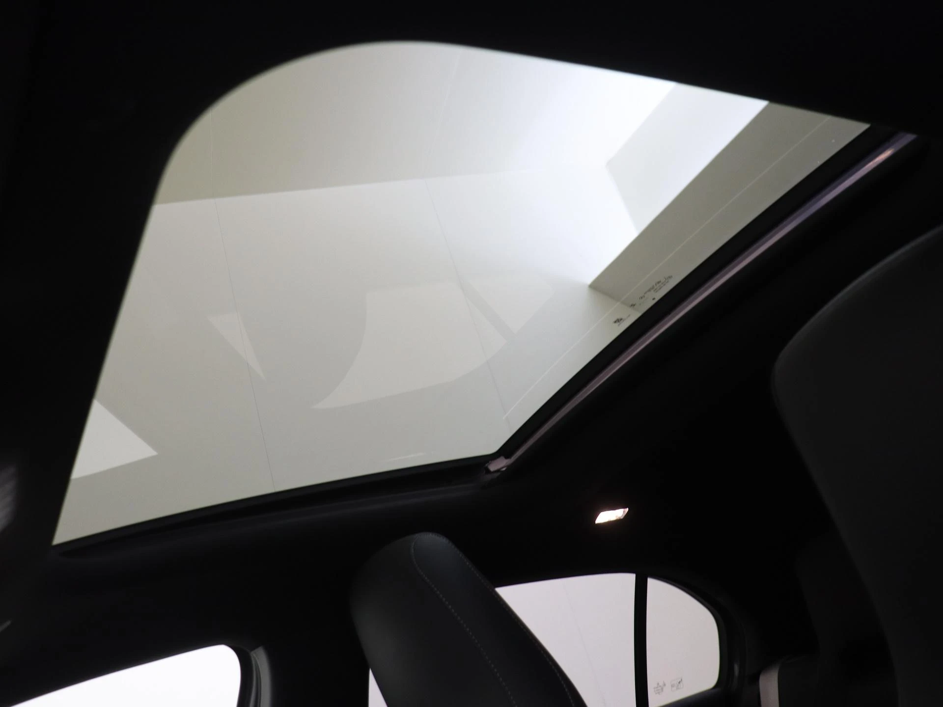 Mercedes-Benz-A-Klasse-image-27