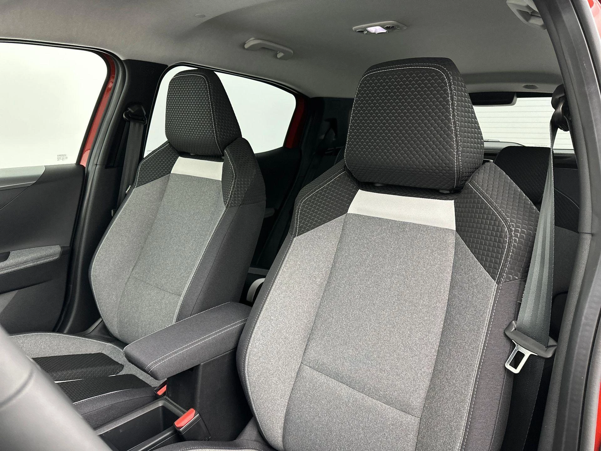 Opel-Frontera-image-15