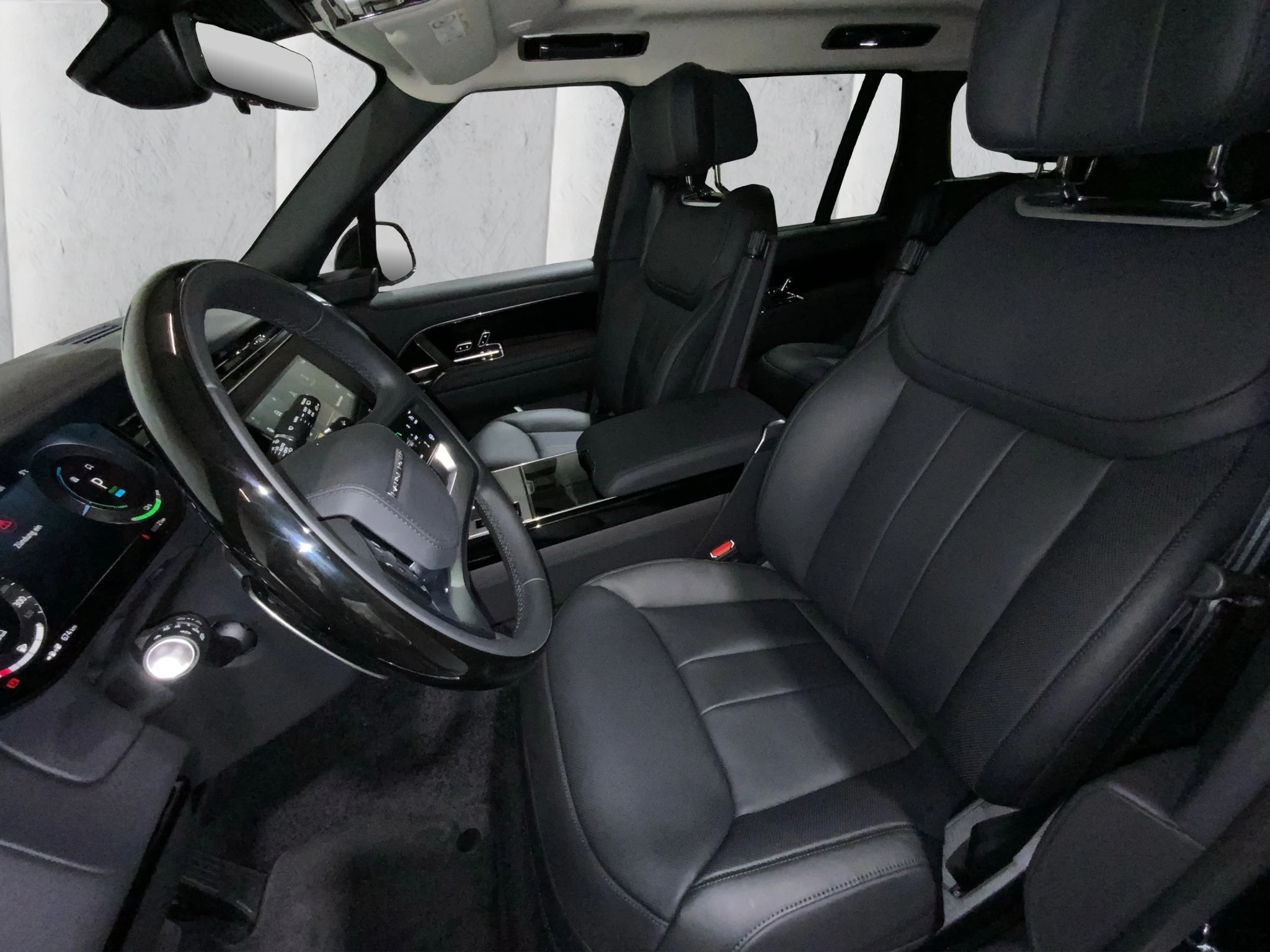Land Rover-Range Rover-image-9