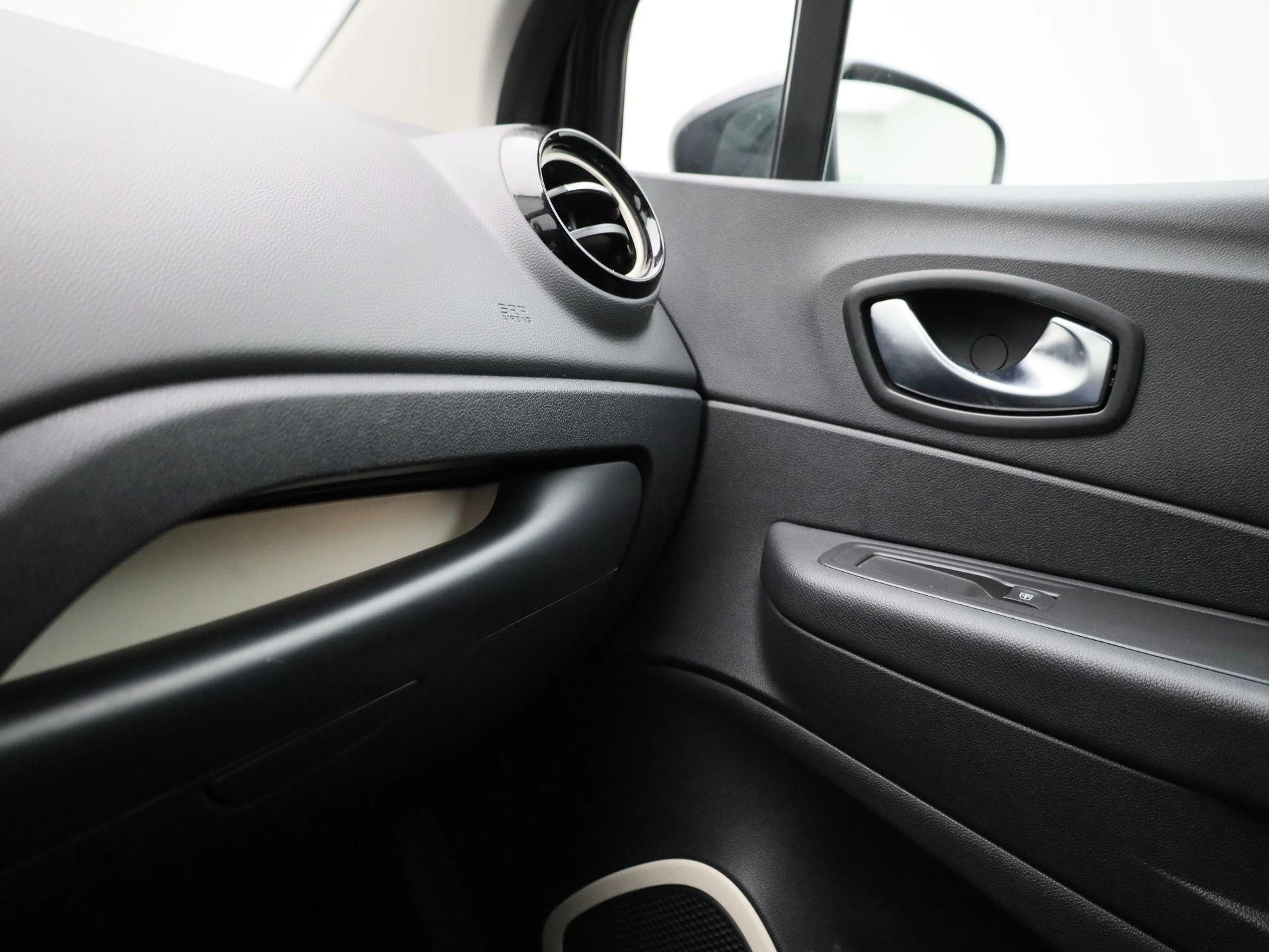 Renault-Captur-image-25