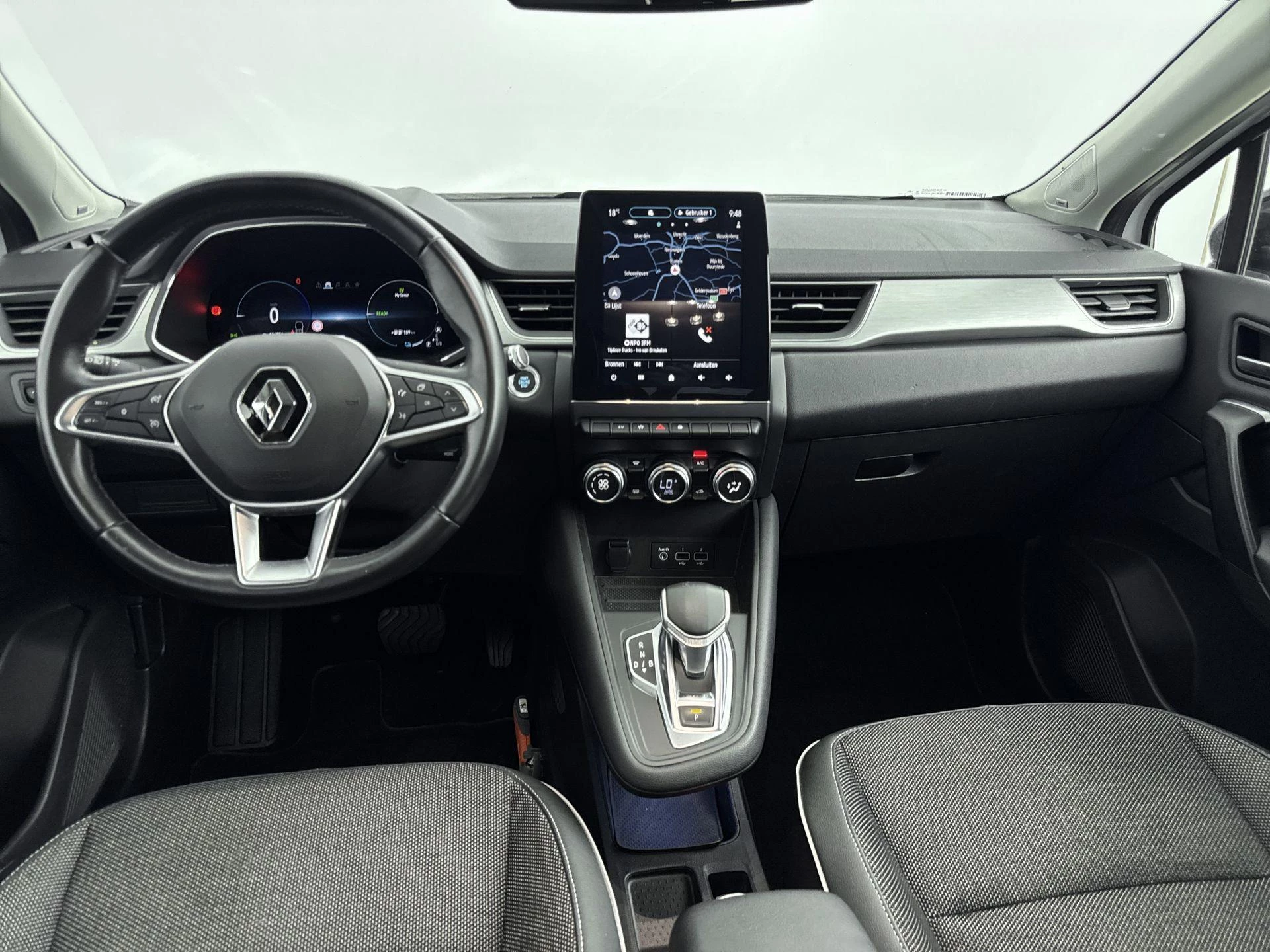Renault-Captur-image-15