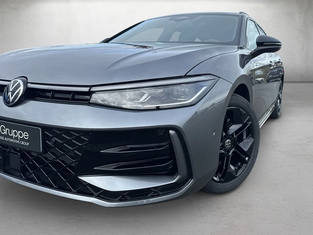 Volkswagen-Passat-image-3