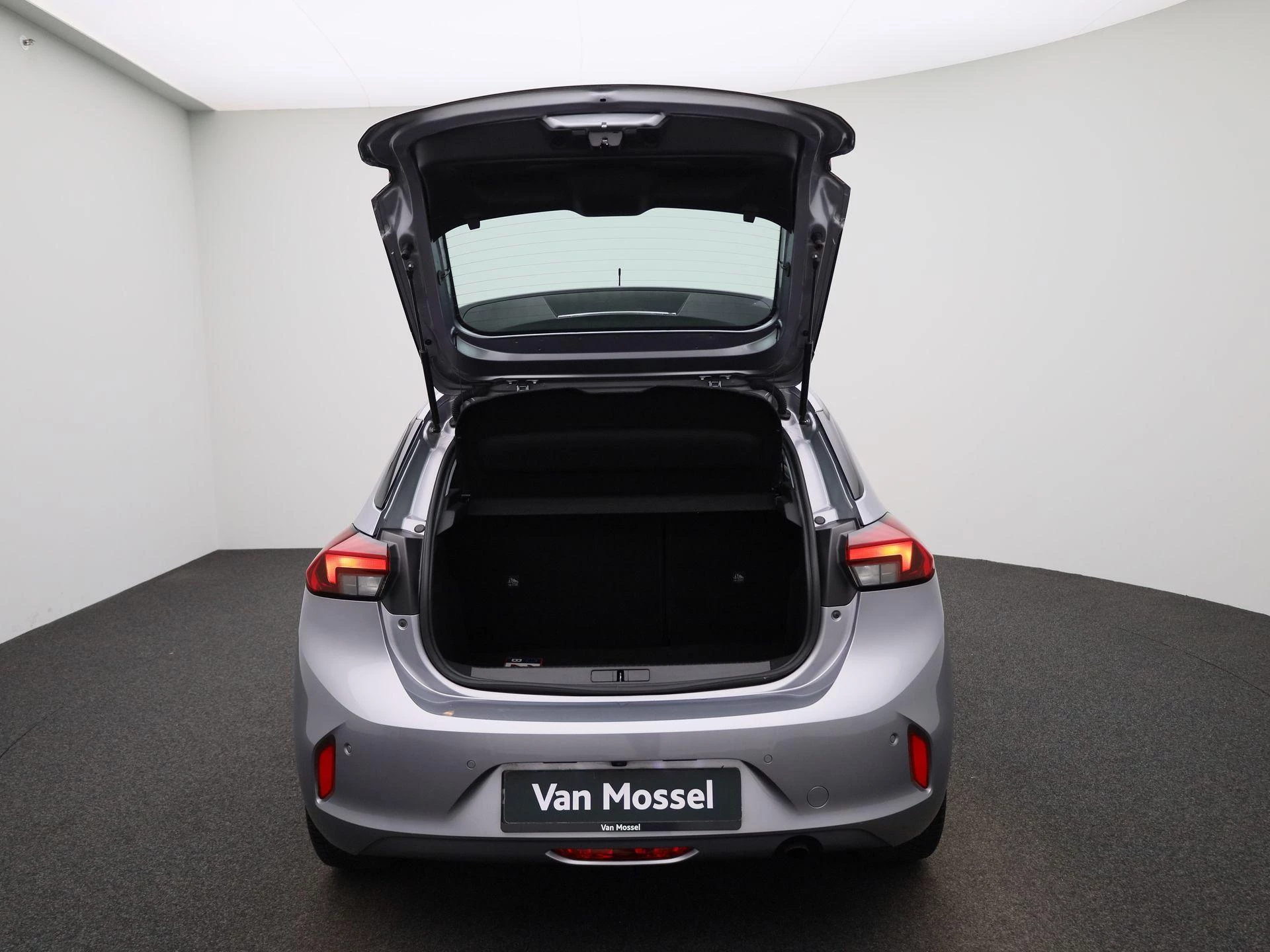 Opel-Corsa-image-10