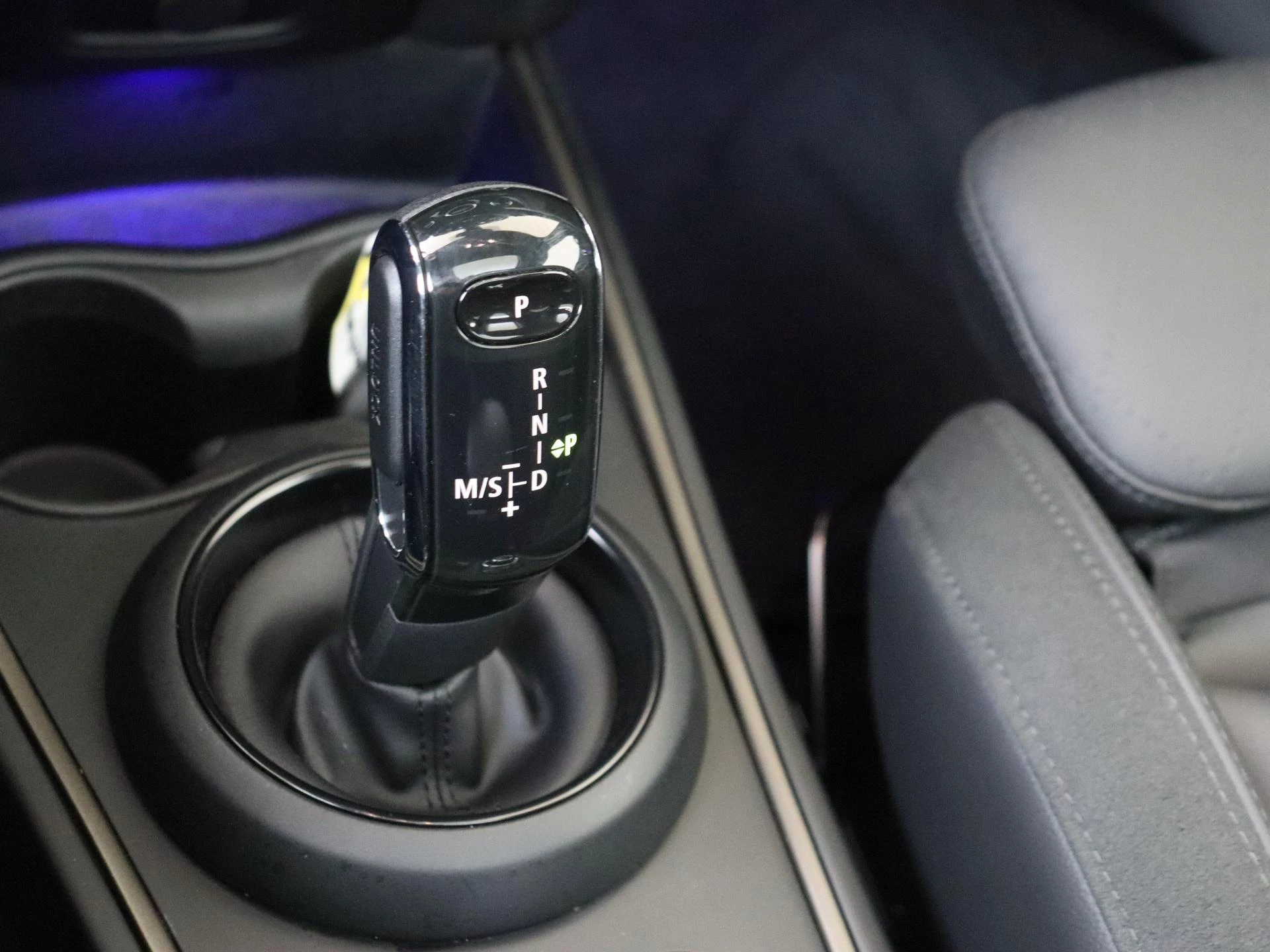 MINI-Countryman-image-14