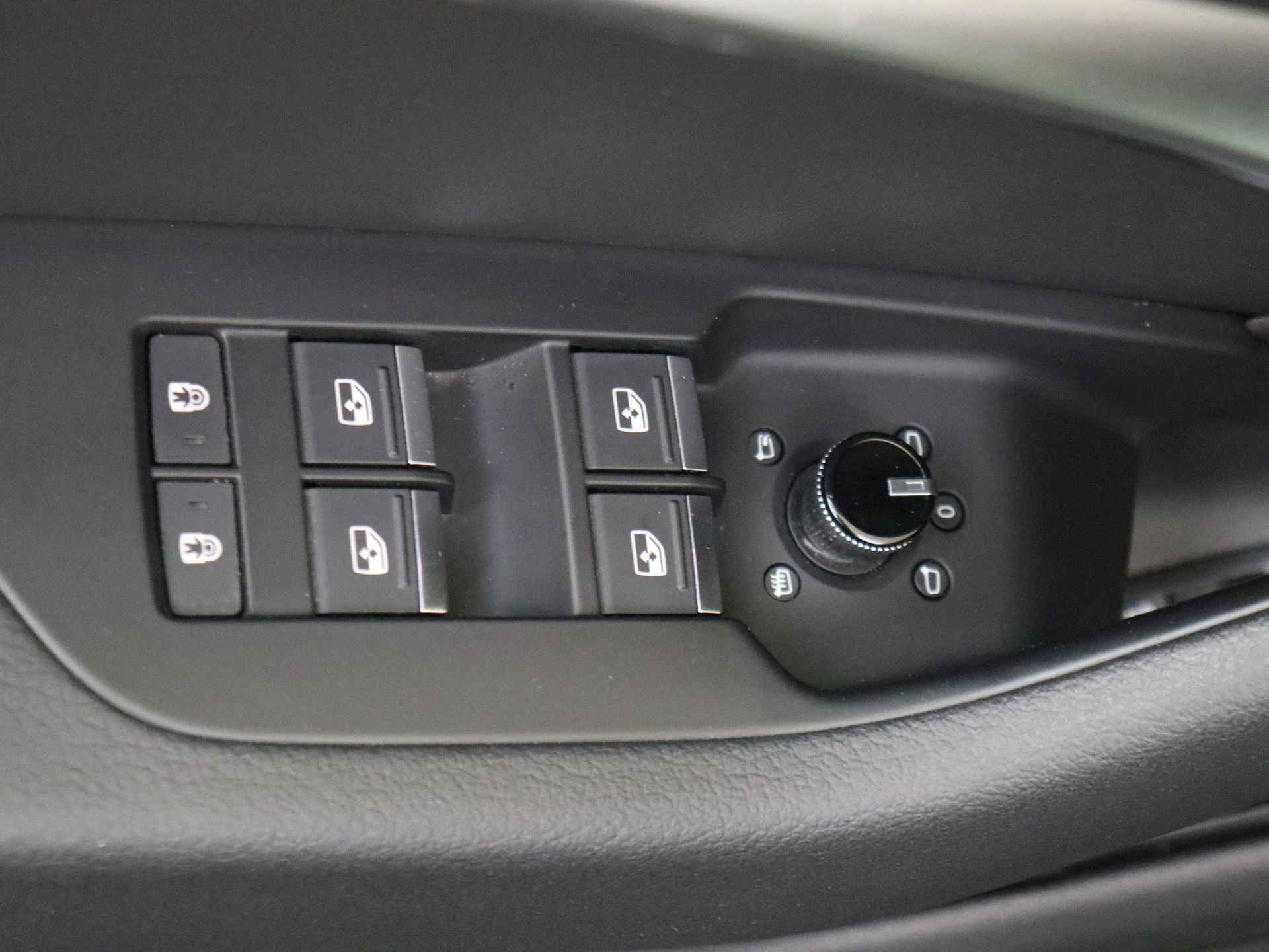 Audi-A6-image-26
