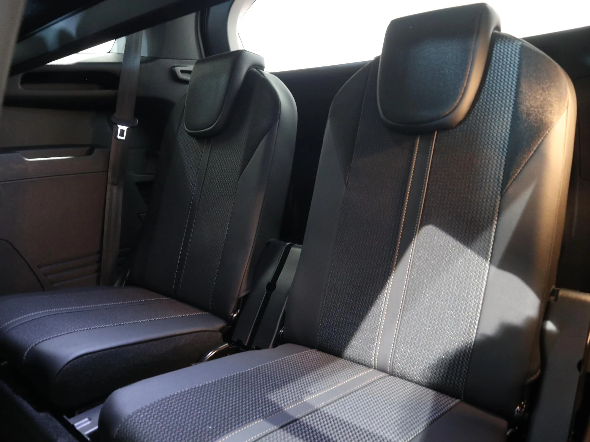 Peugeot-5008-image-10