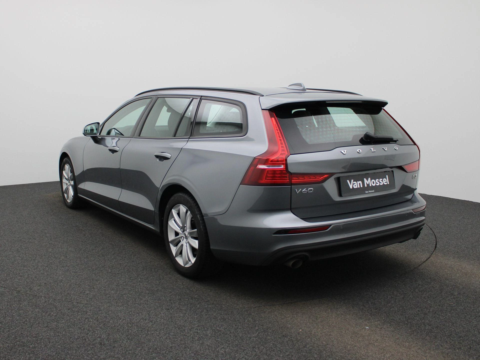 Volvo-V60-image-1