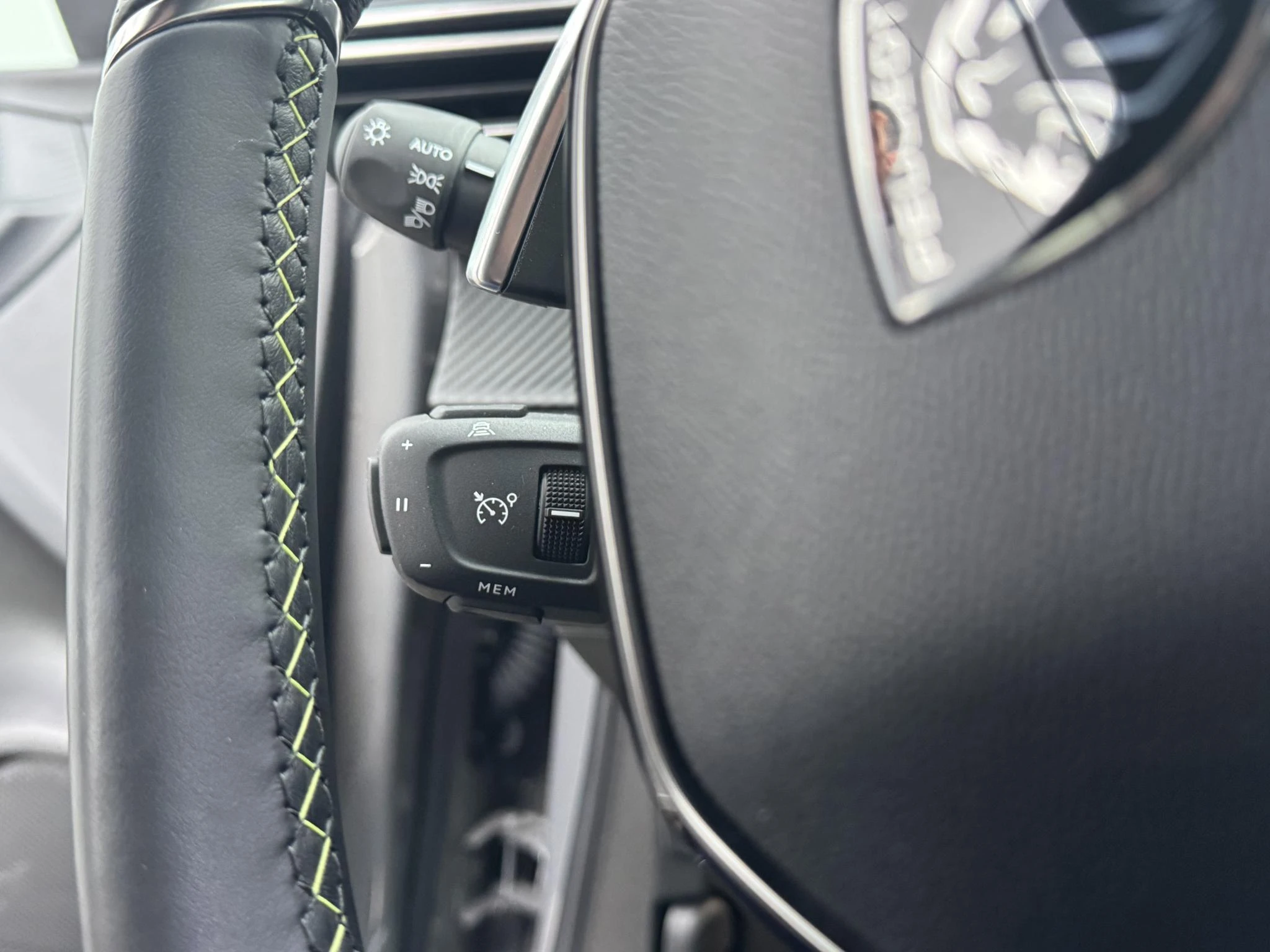 Peugeot-208-image-17