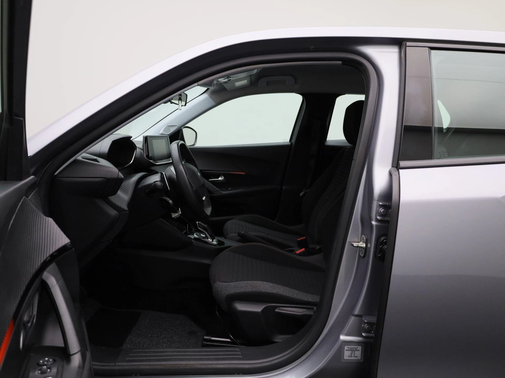 Peugeot-2008-image-8