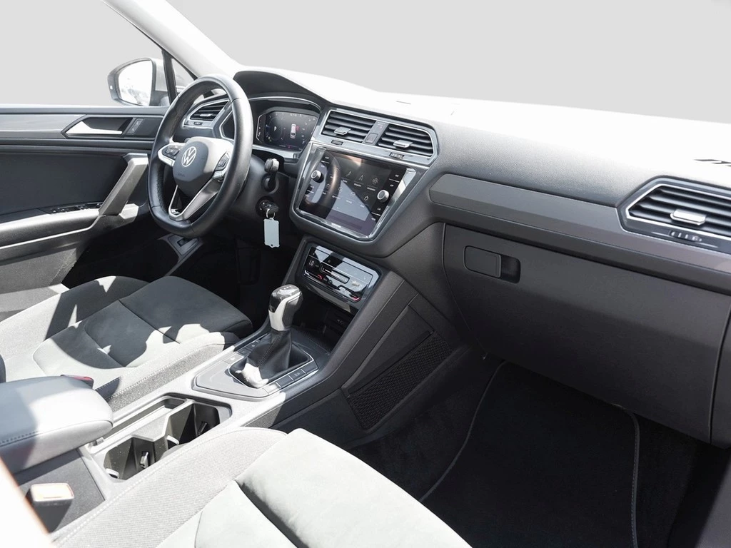 Volkswagen Tiguan Allspace 2.0 TDI DSG LIFE *LED*Navi*AHK*Panorama*ergoActive*Climatronic*uvm...