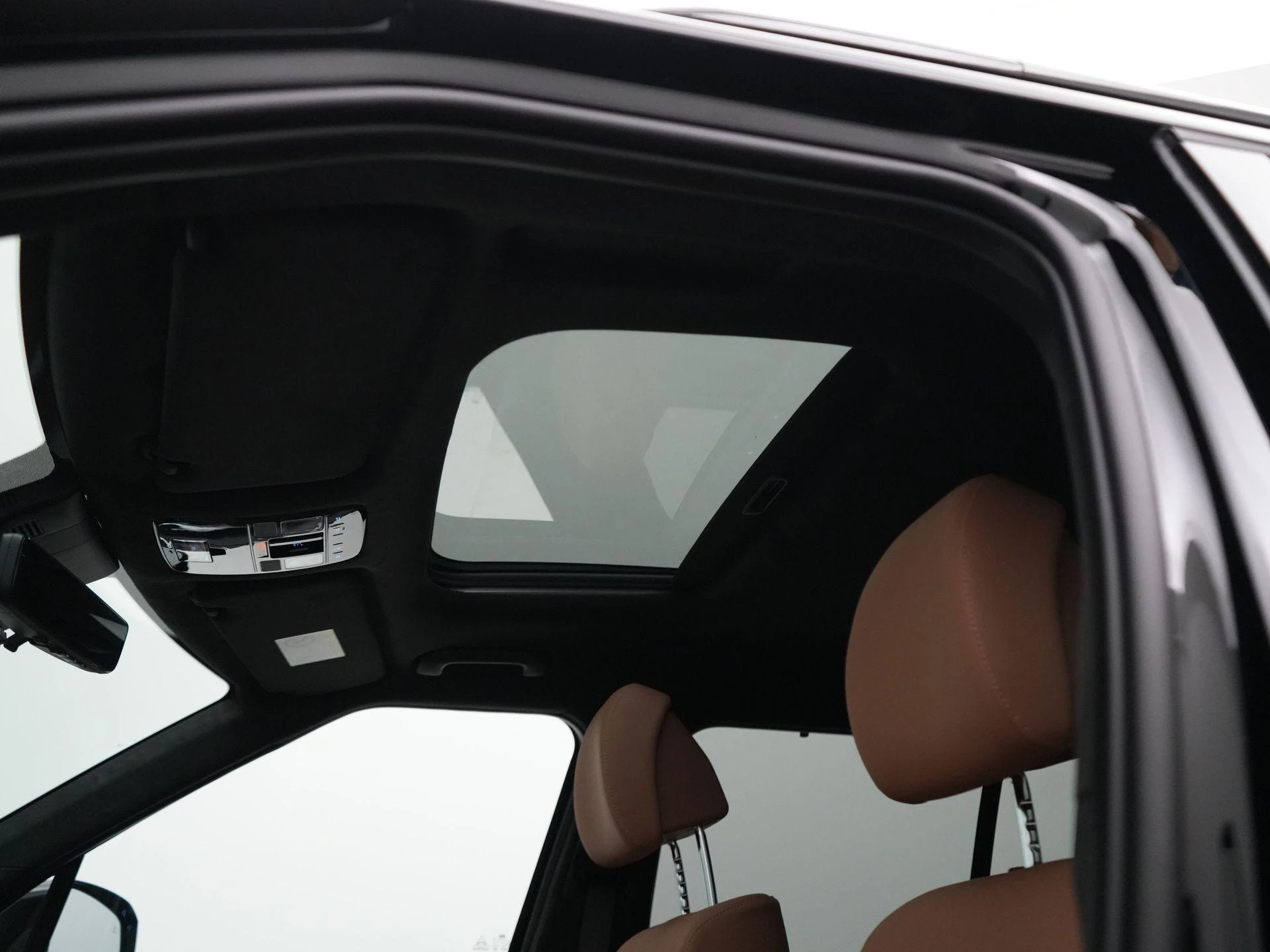 Hyundai-Santa Fe-image-38