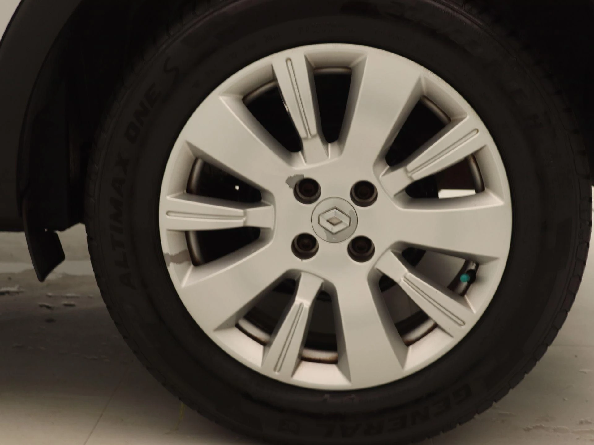 Renault-Captur-image-15