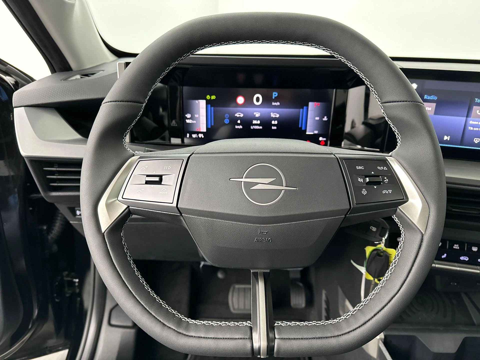 Opel-Frontera-image-11