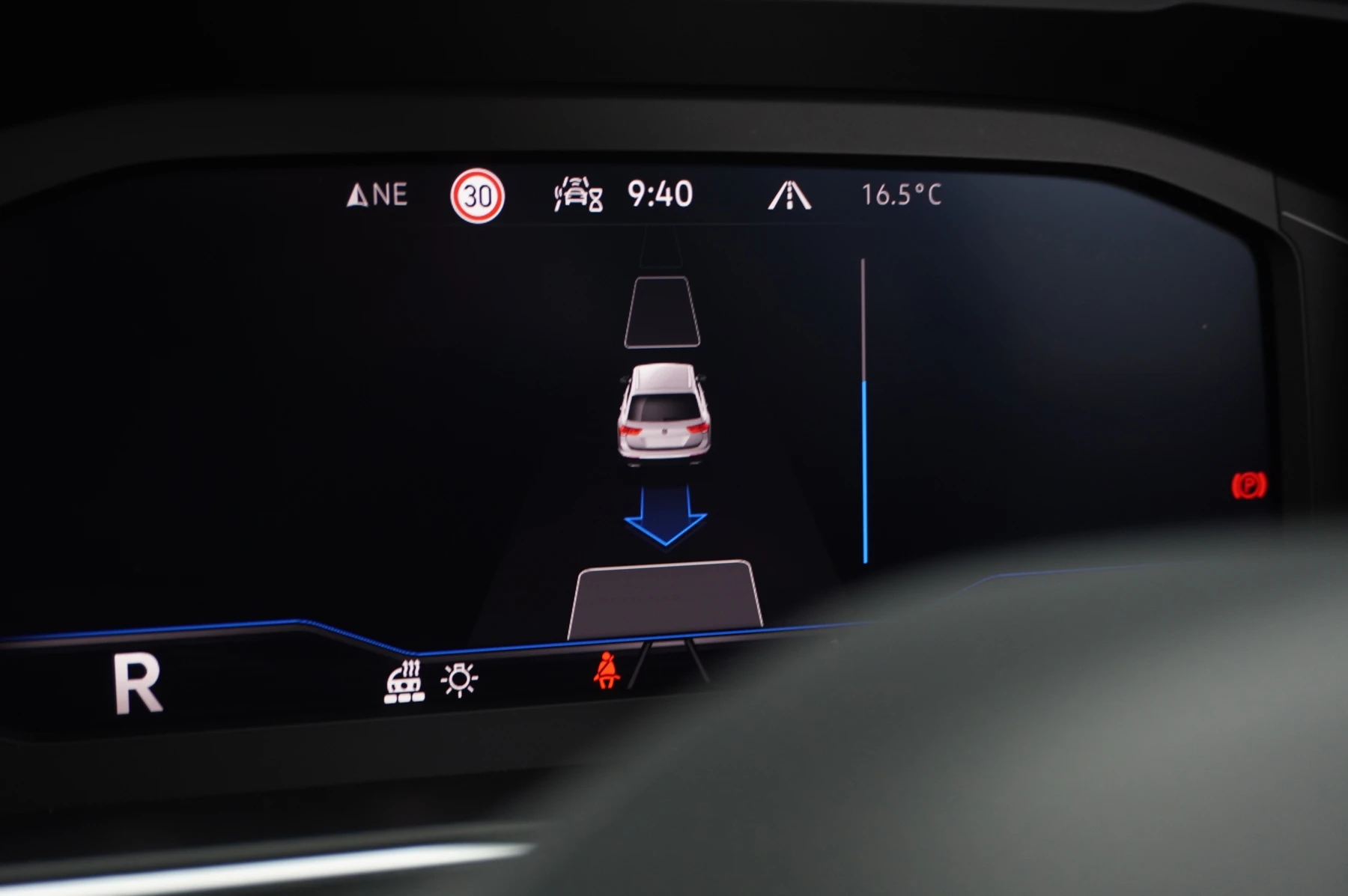 Volkswagen-Tiguan-image-31