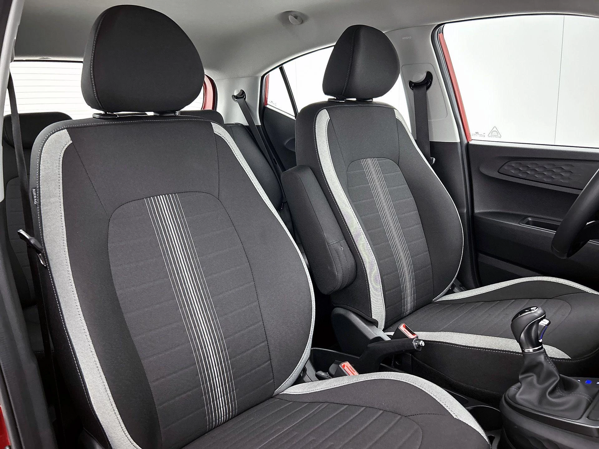 Hyundai-i10-image-27