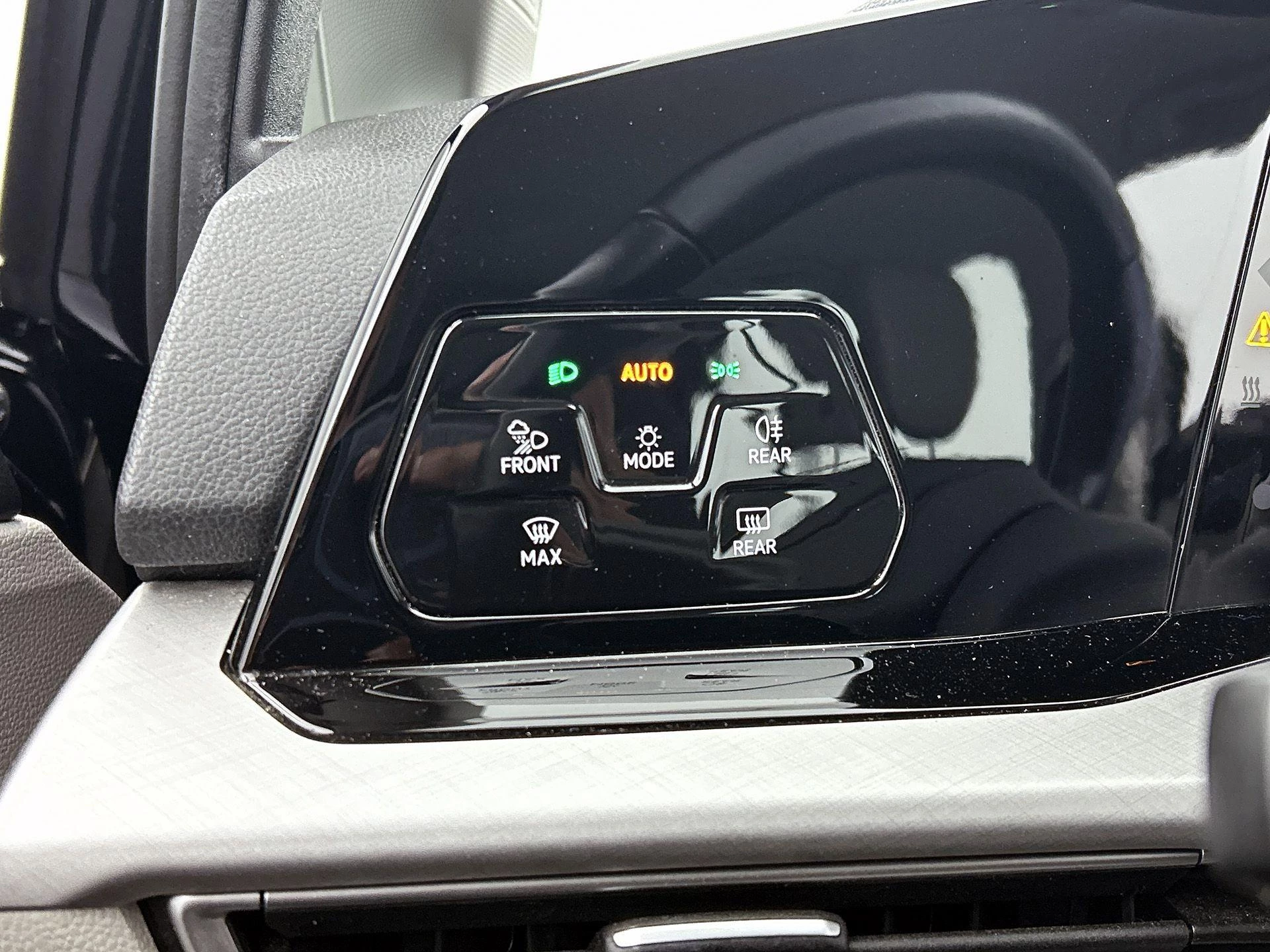 Volkswagen Golf 1.0 TSI Life Business
