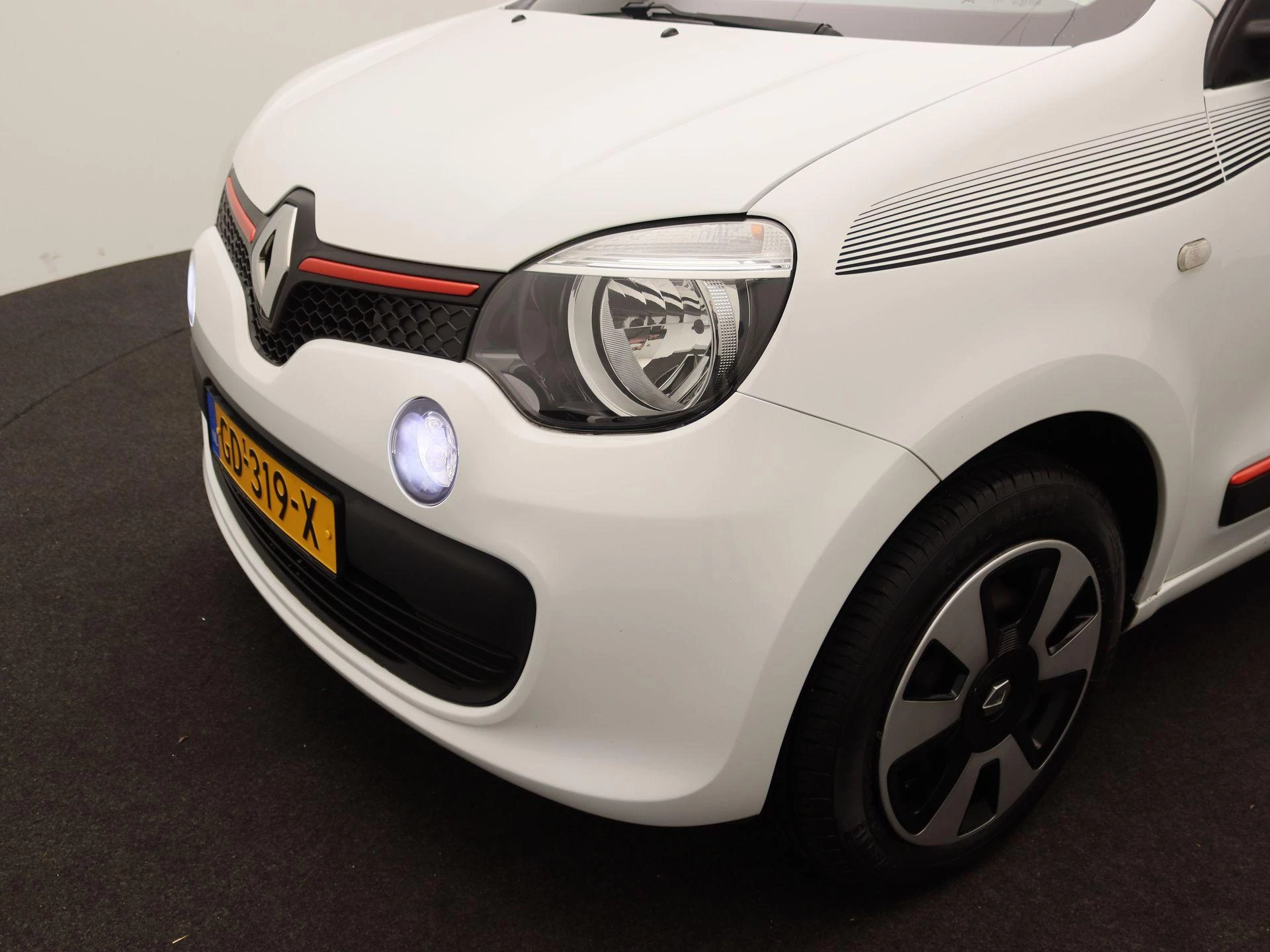 Renault-Twingo-image-14