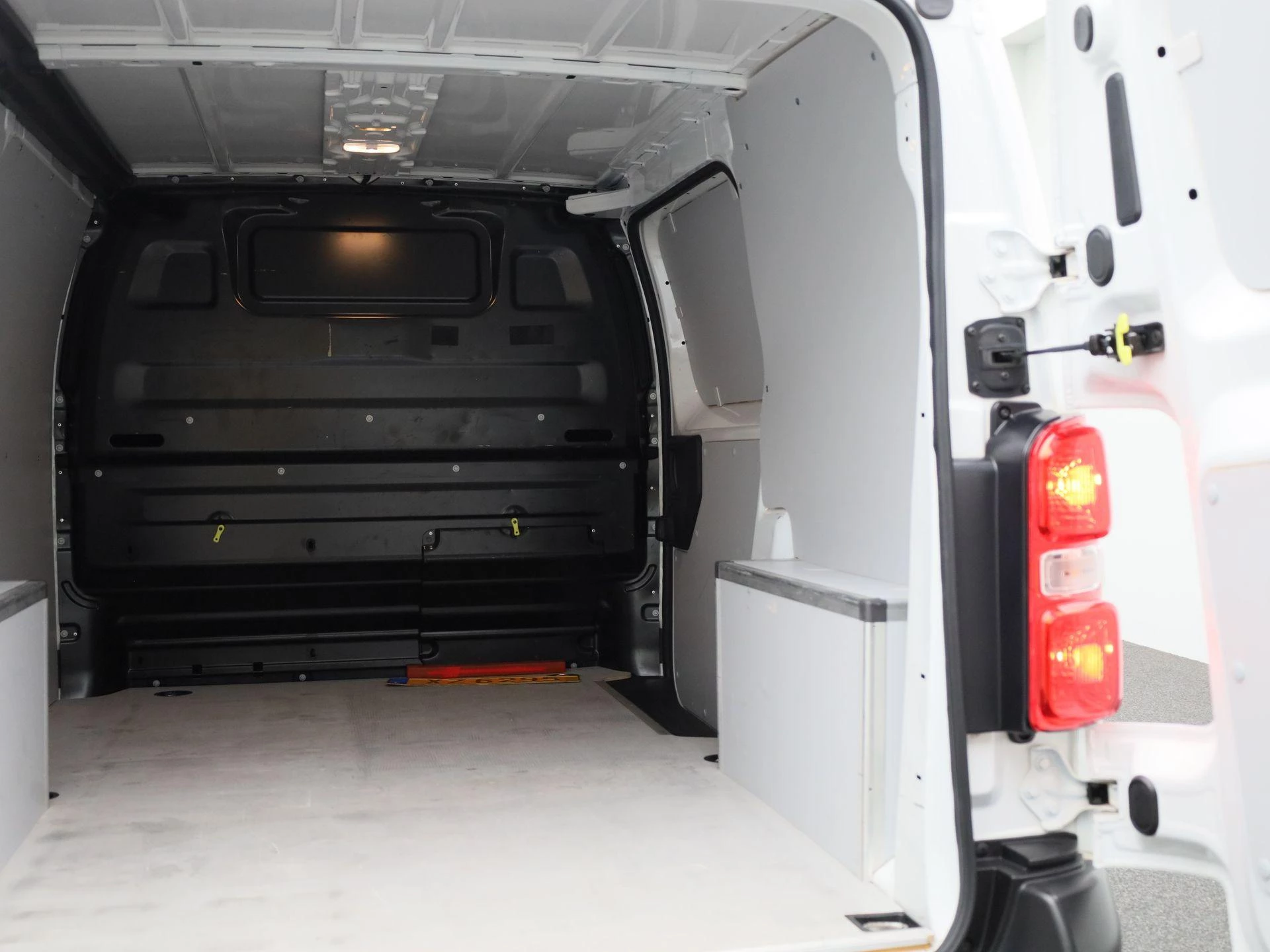 Citroën Jumpy M 1.5 BlueHDi 120 S&S MAN6 Club