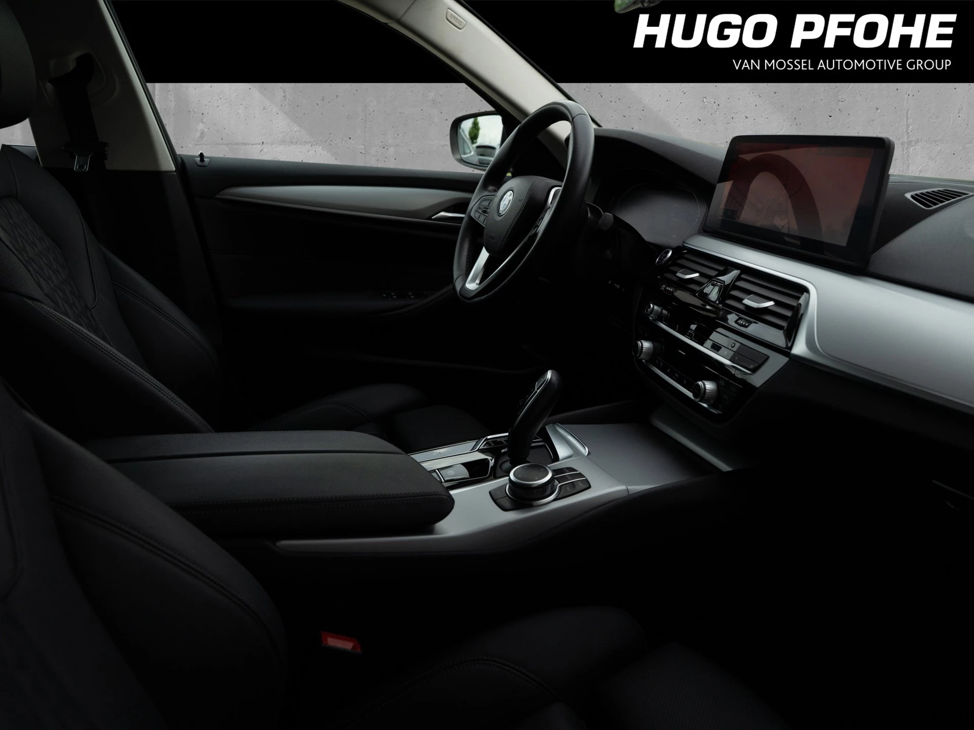 BMW 5er Reihe 520d touring.Laser AHK HUD