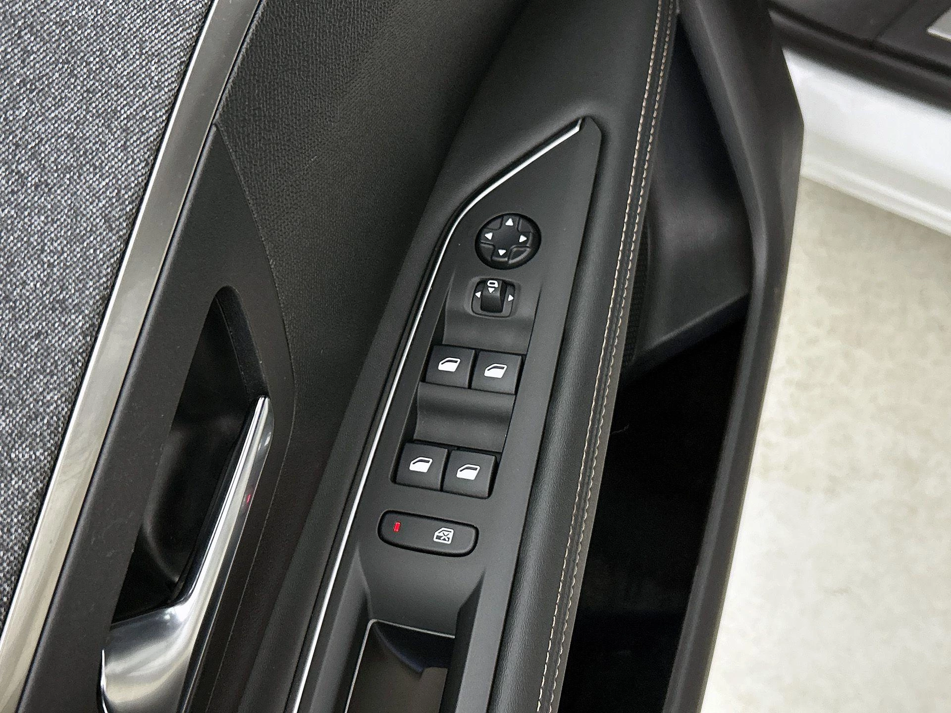 Peugeot-3008-image-28