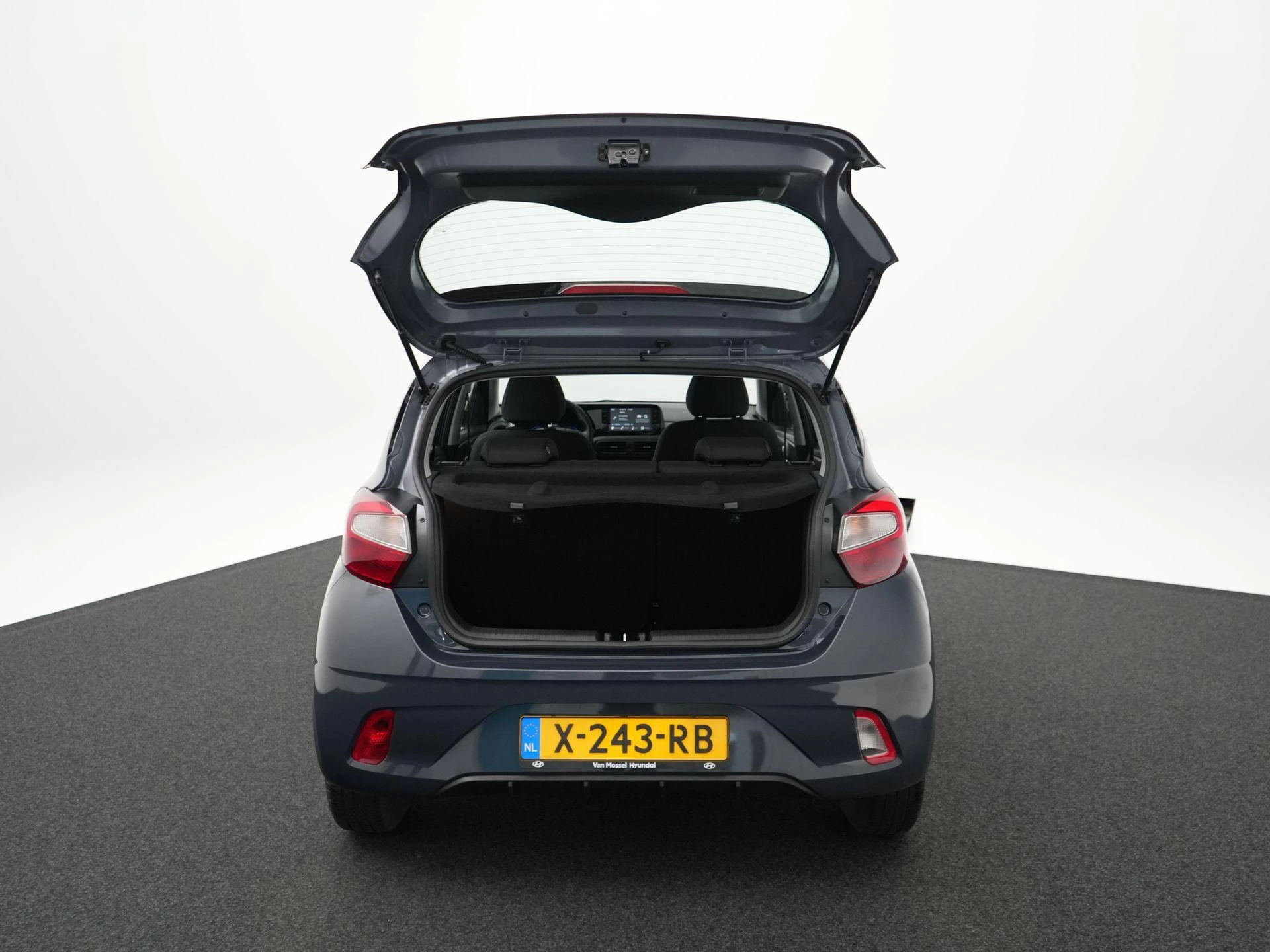 Hyundai-i10-image-32