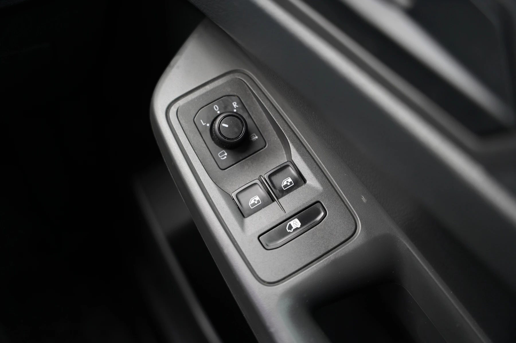 Volkswagen-Caddy-image-18