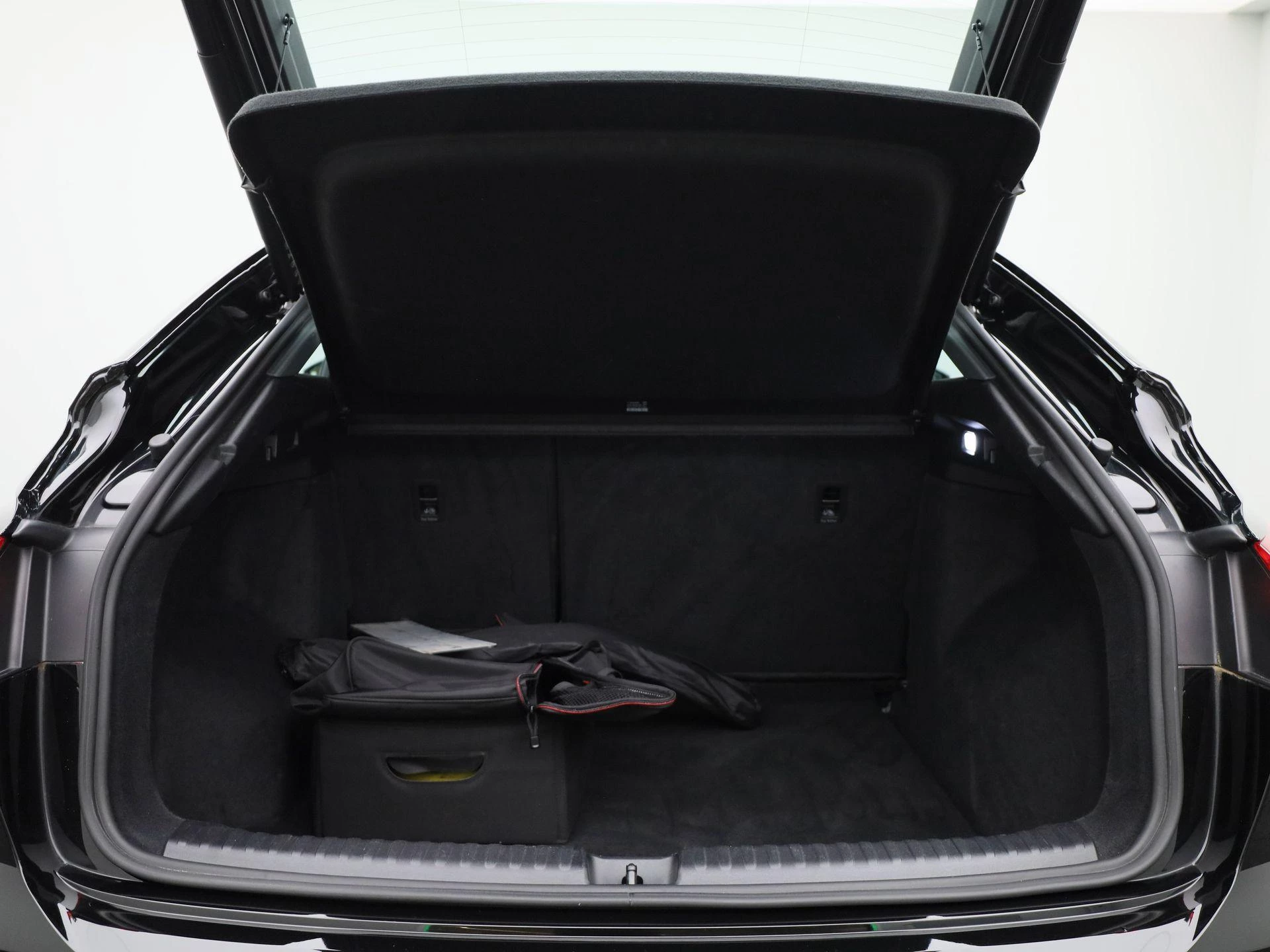 Audi-Q4 Sportback e-tron-image-13