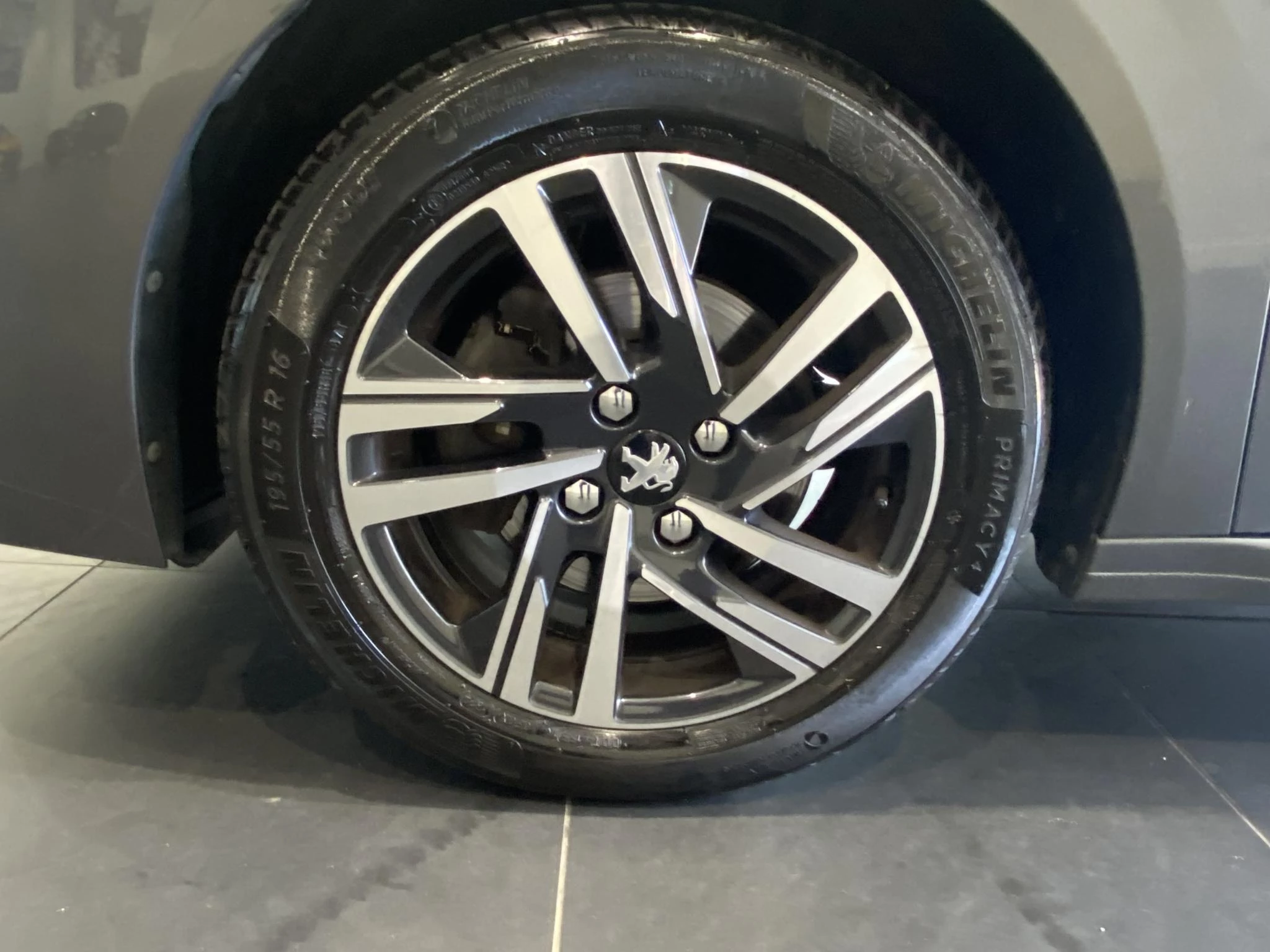 Peugeot-208-image-15