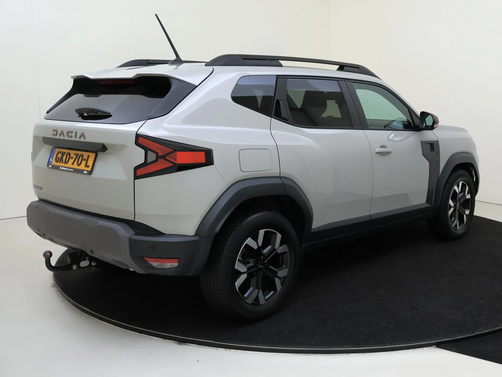 Dacia-Duster-image-3