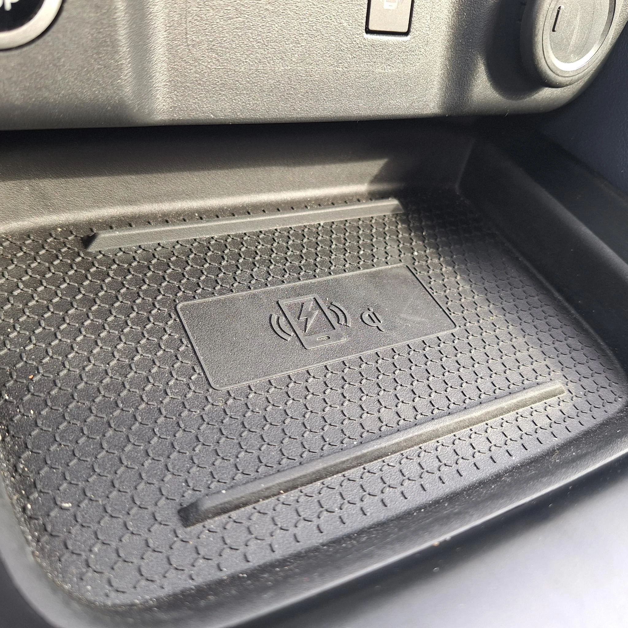 Nissan-QASHQAI-image-25