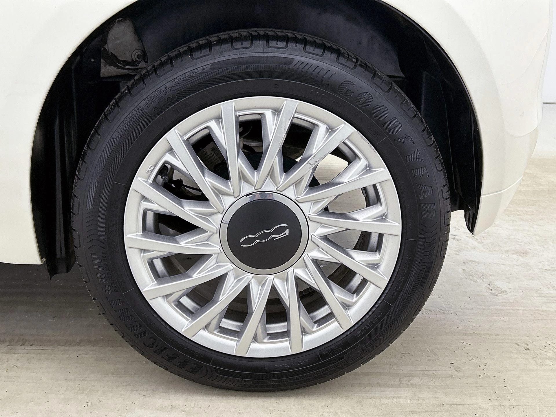 Fiat-500C-image-34