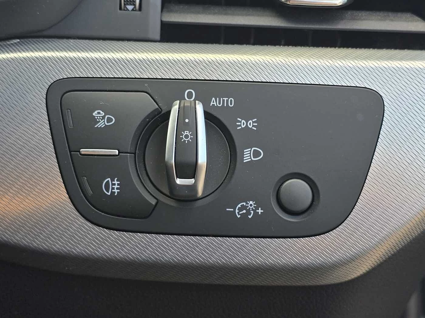 Audi-A4-image-26