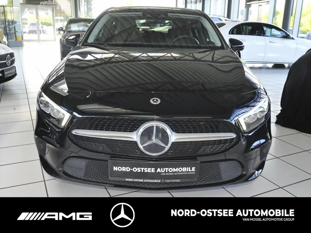Mercedes-Benz A-Klasse 200 d LED PDC LM TEMPOMAT