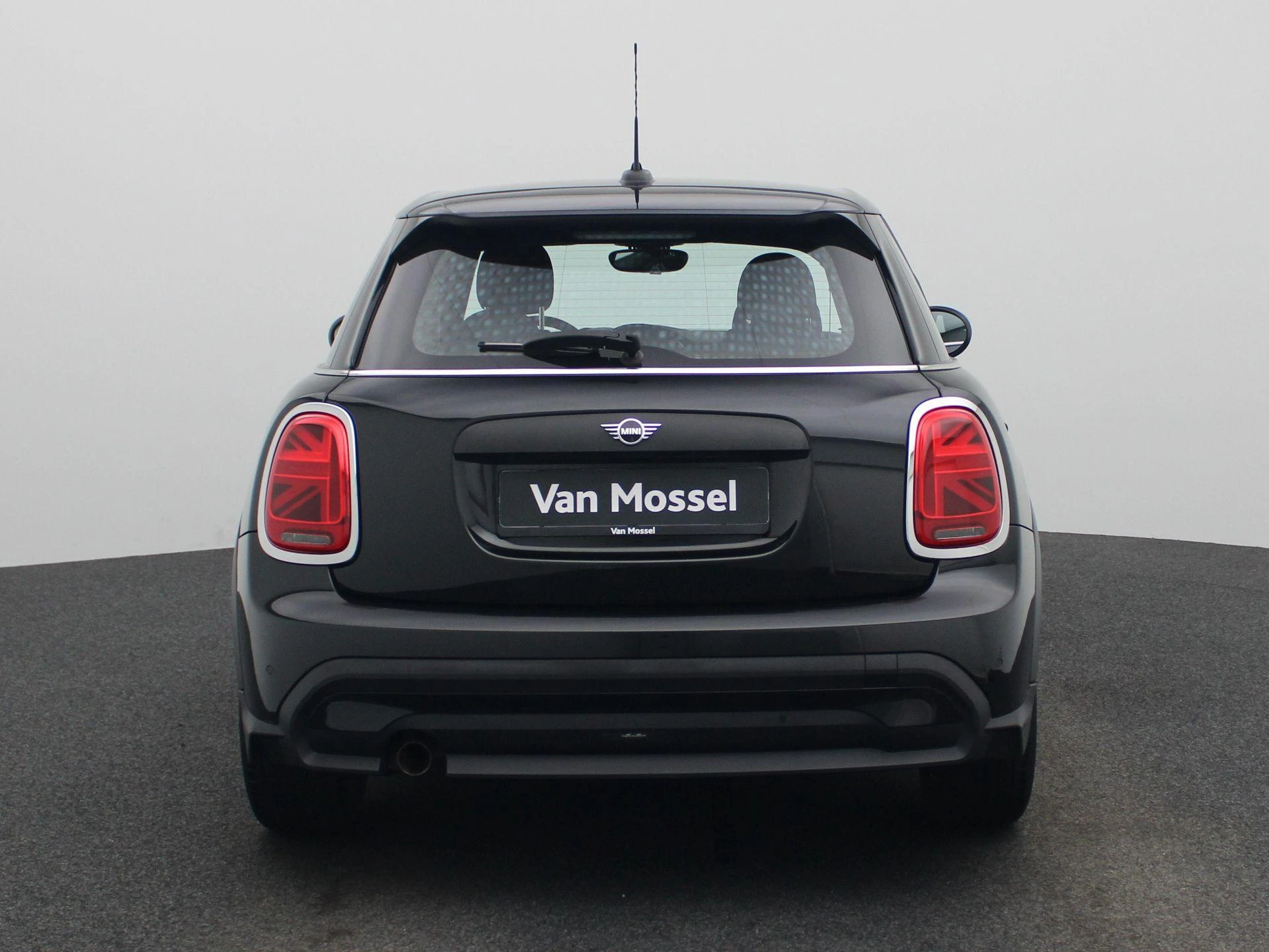 MINI-One-image-4