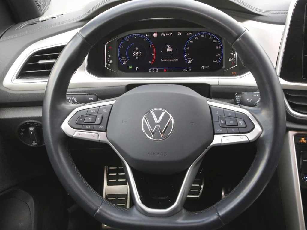 Volkswagen-T-Roc-image-15