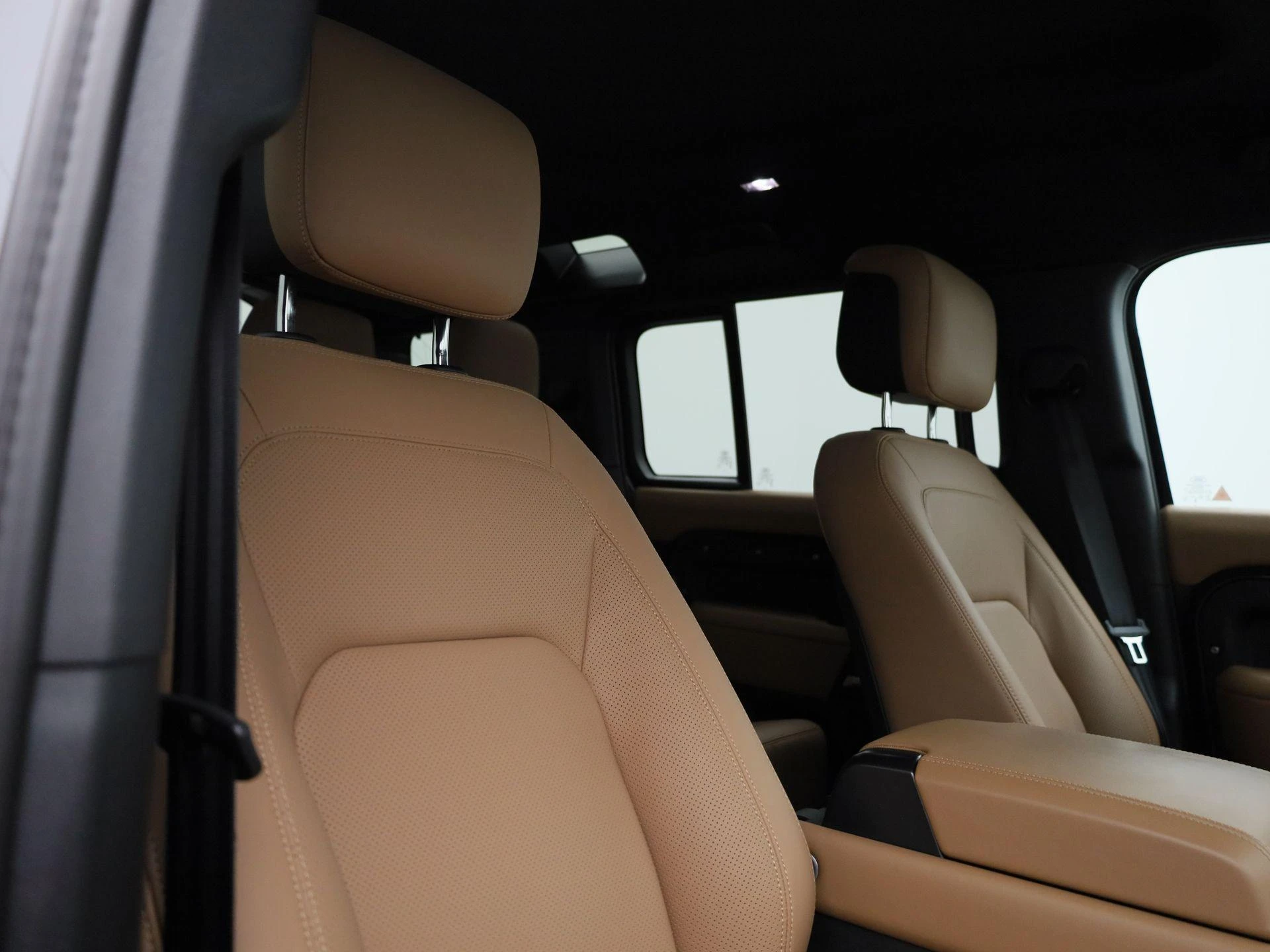 Land Rover-Defender-image-51