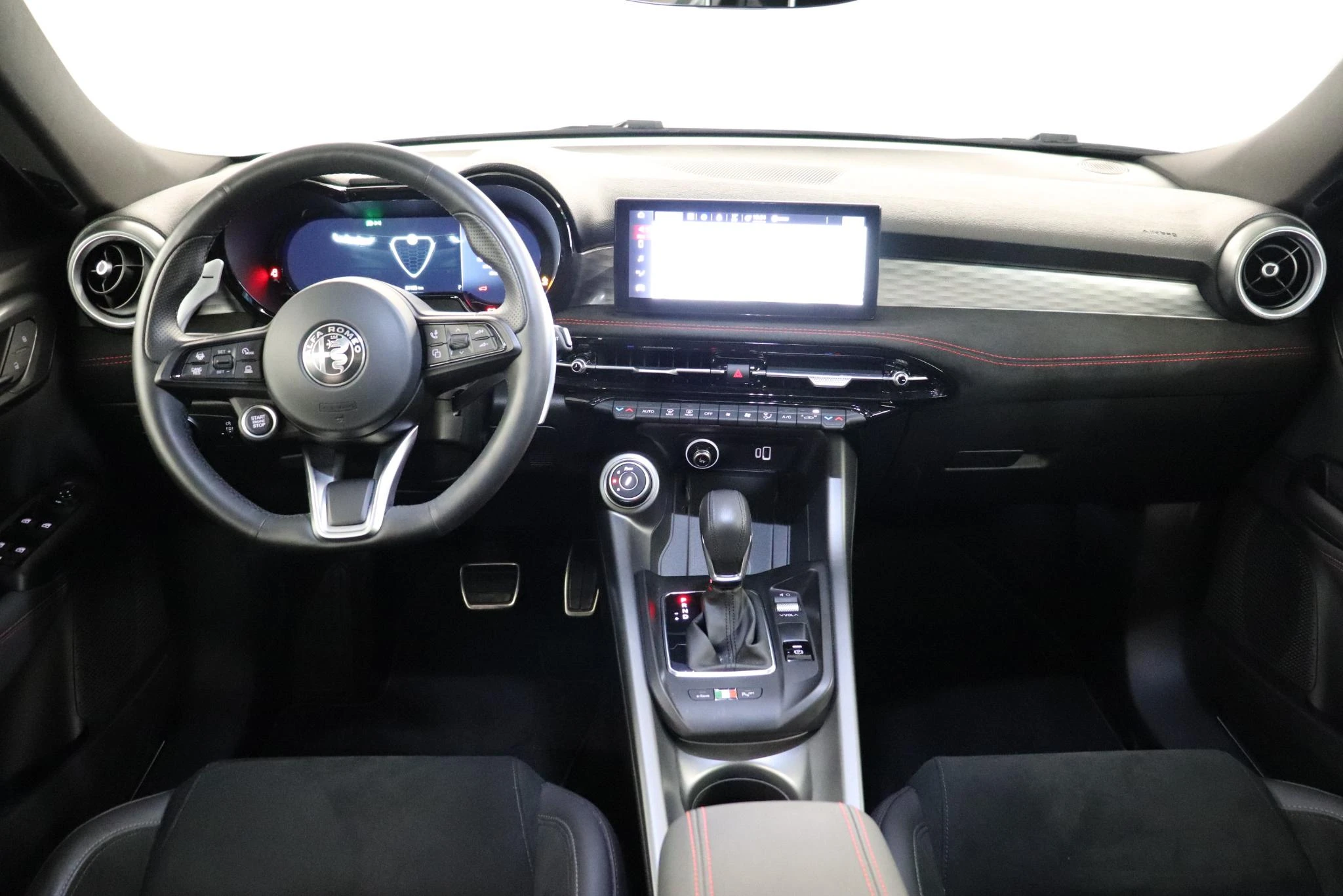 Alfa Romeo-Tonale-image-8