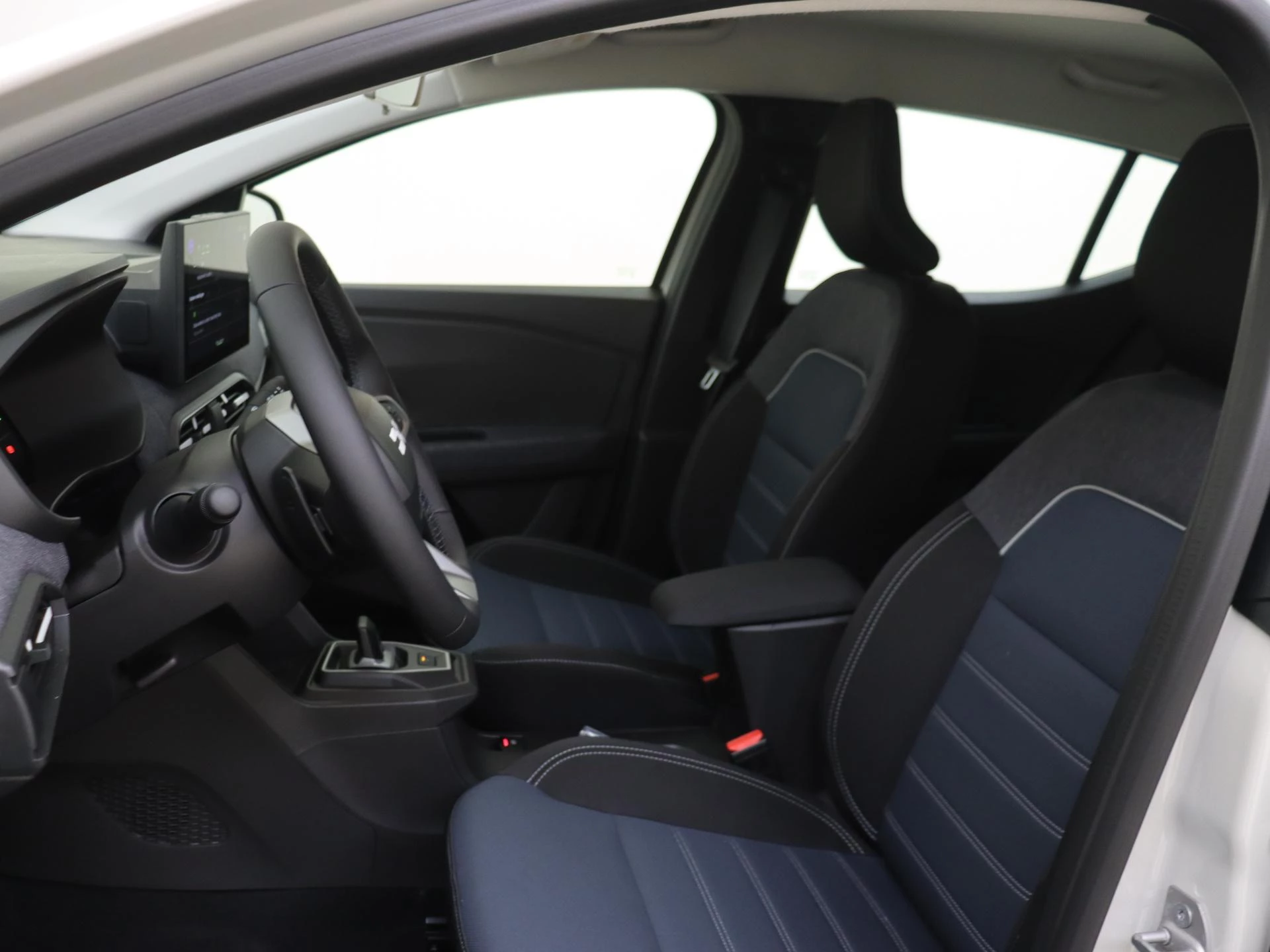 Dacia-Sandero-image-10