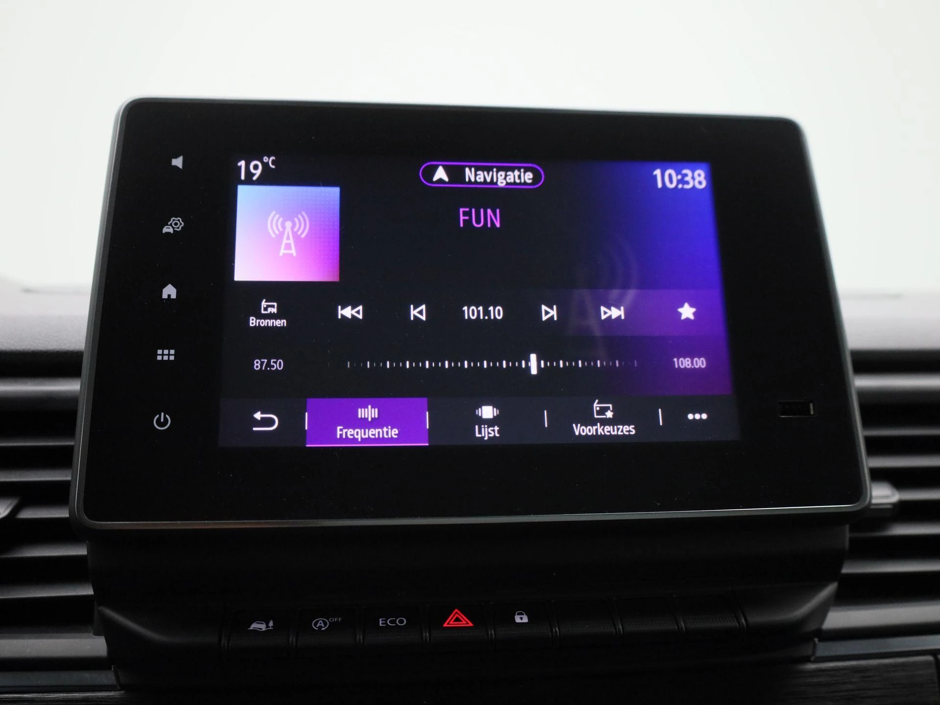 Renault-Trafic-image-25