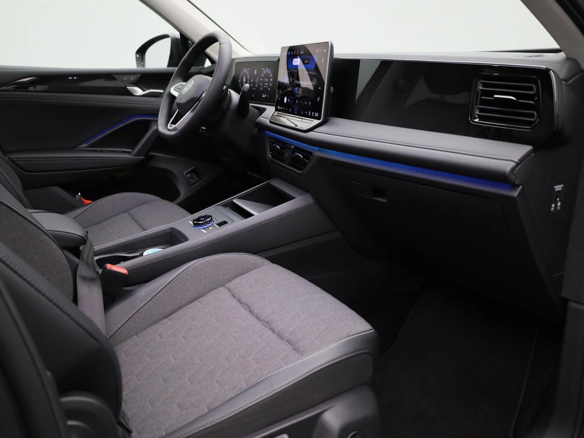 Volkswagen-Tiguan-image-41